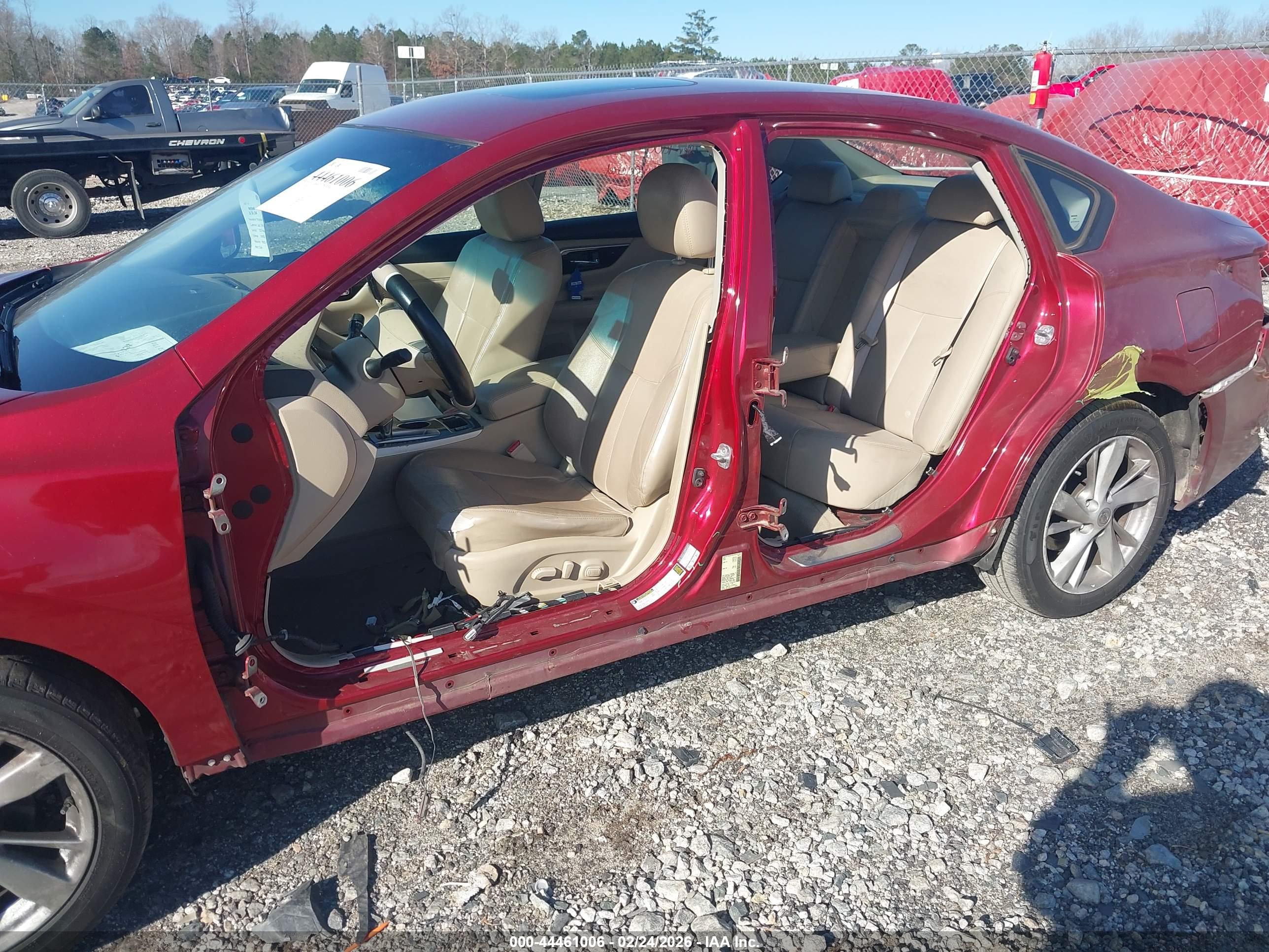 NISSAN ALTIMA image 6