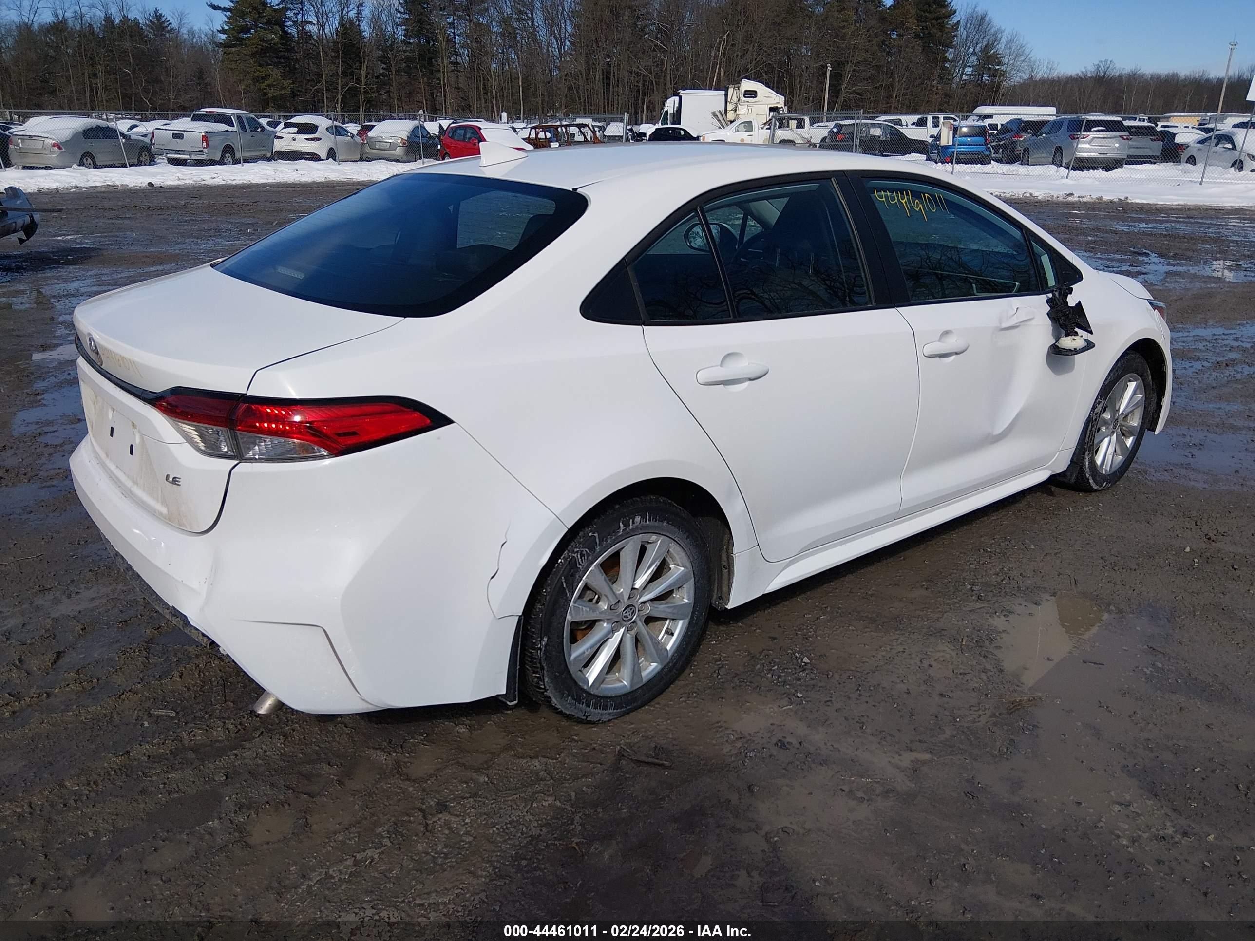 TOYOTA COROLLA image 4