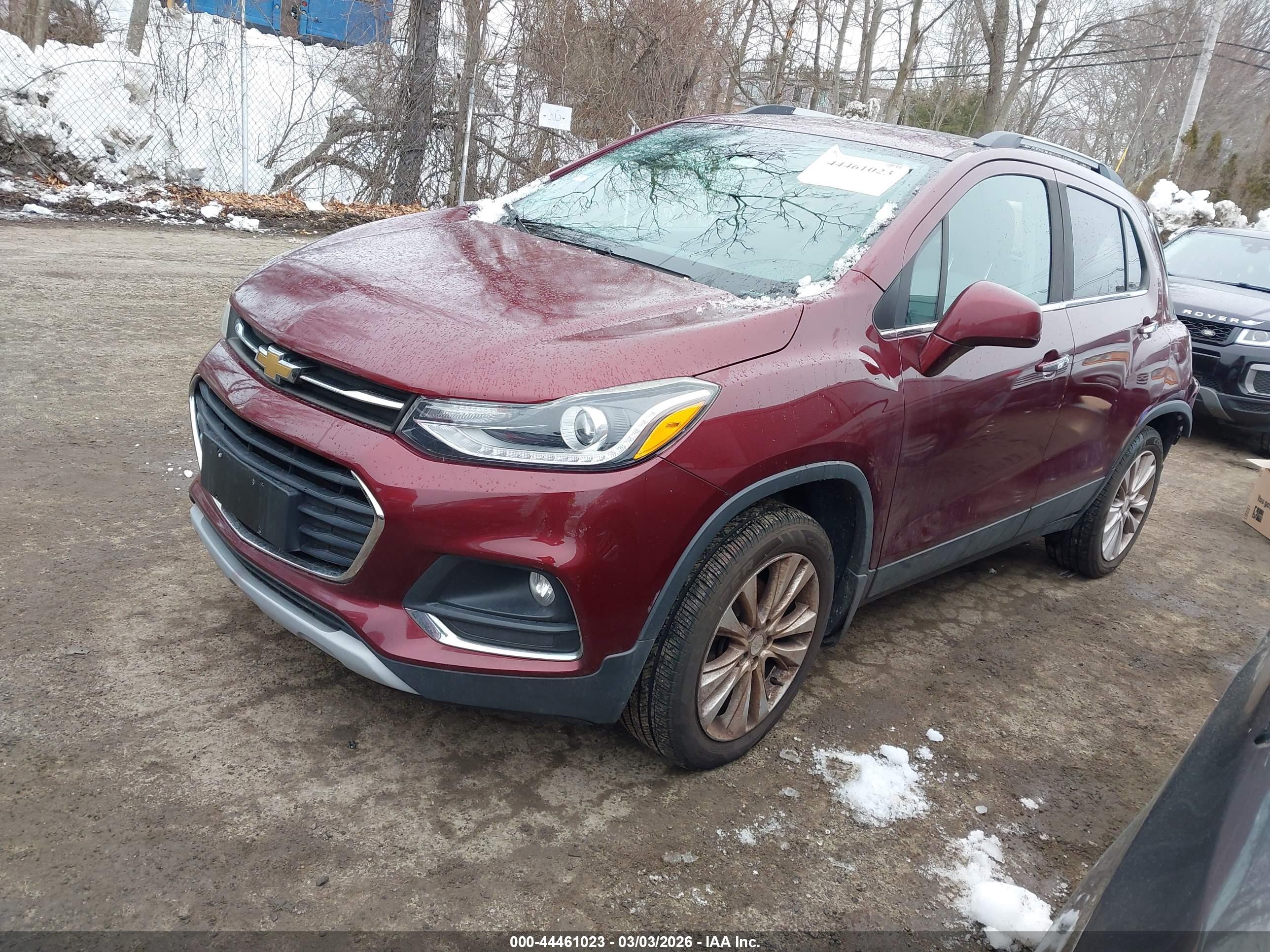 CHEVROLET TRAX image 2