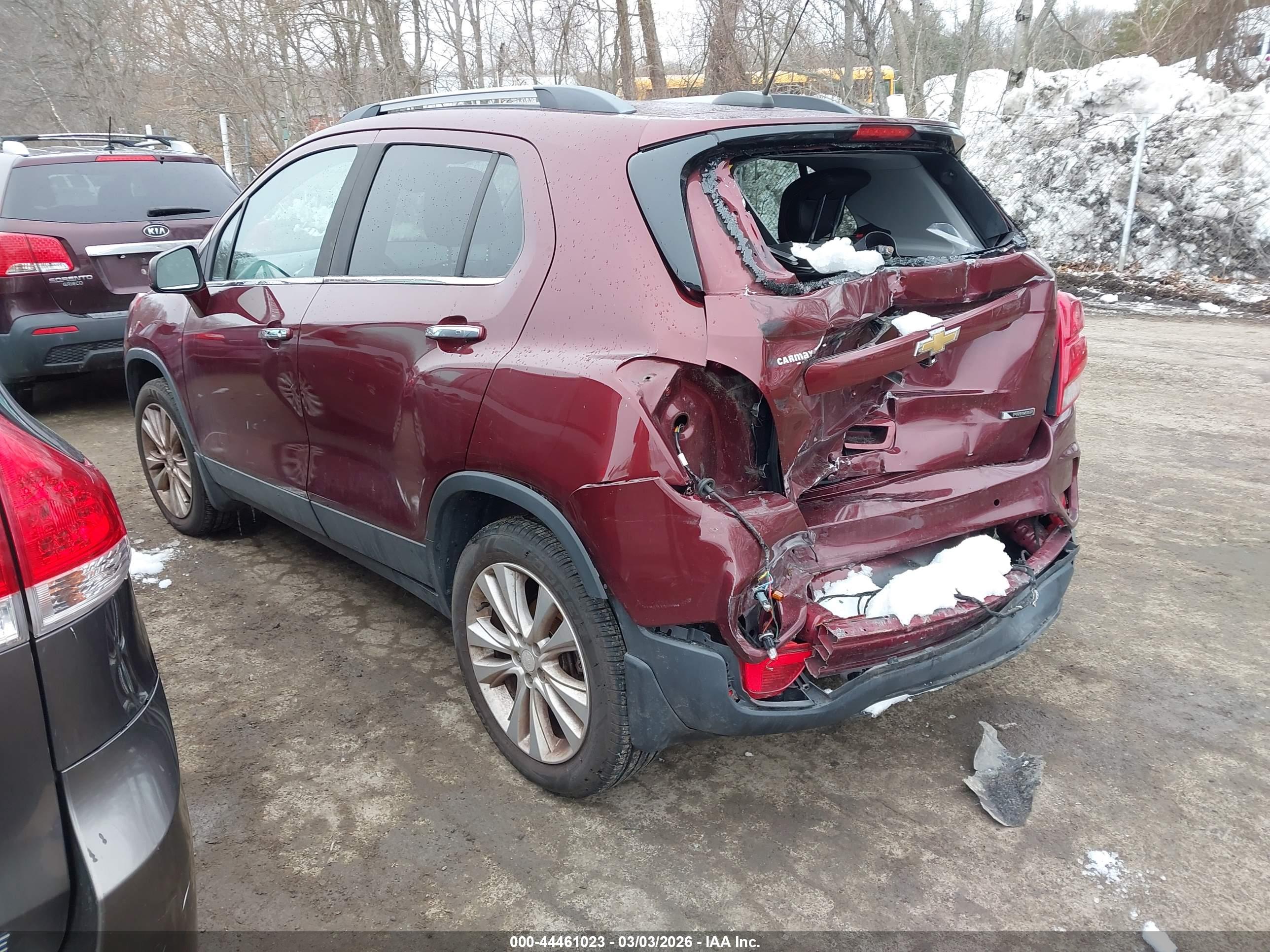 CHEVROLET TRAX image 3