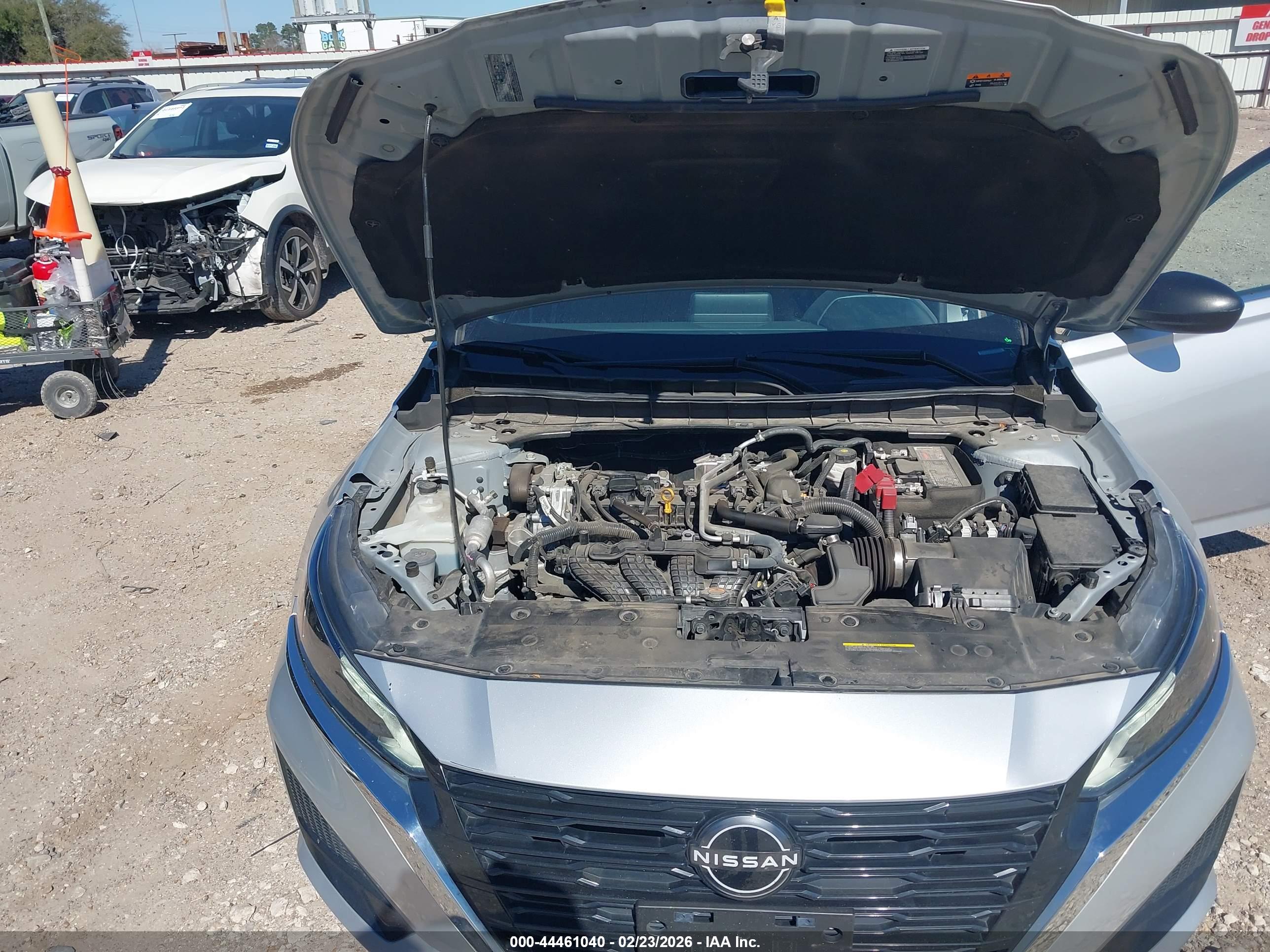 NISSAN ALTIMA image 10