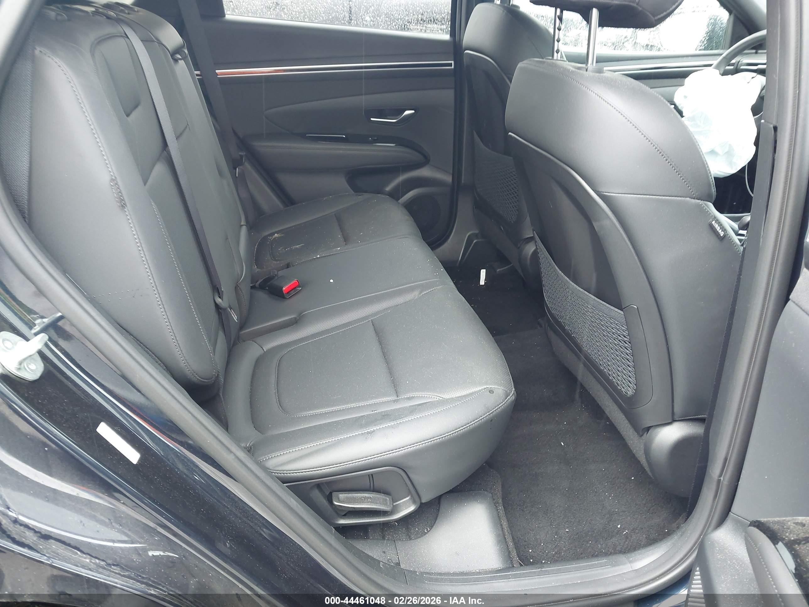 HYUNDAI TUCSON image 8