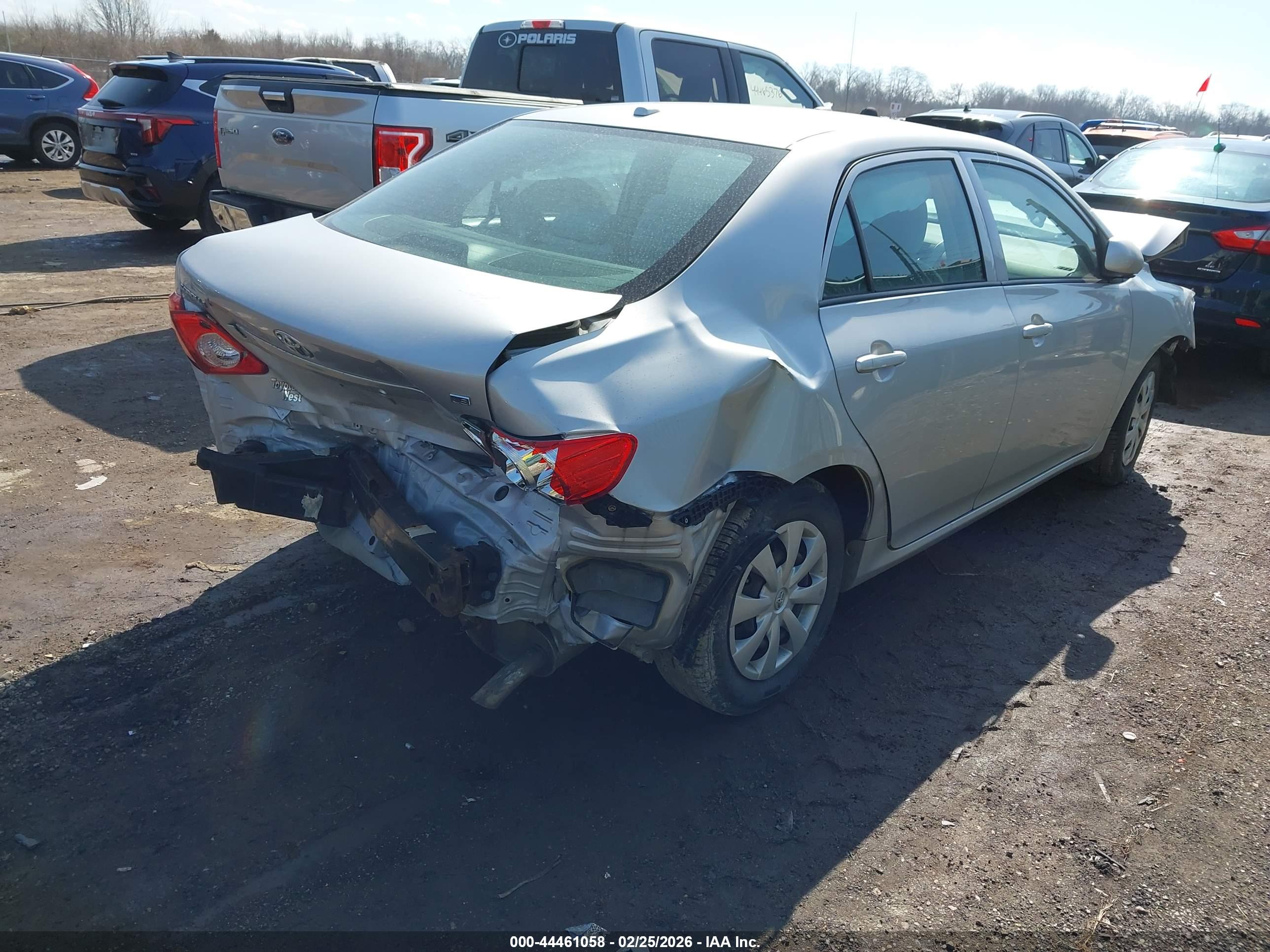 TOYOTA COROLLA image 4
