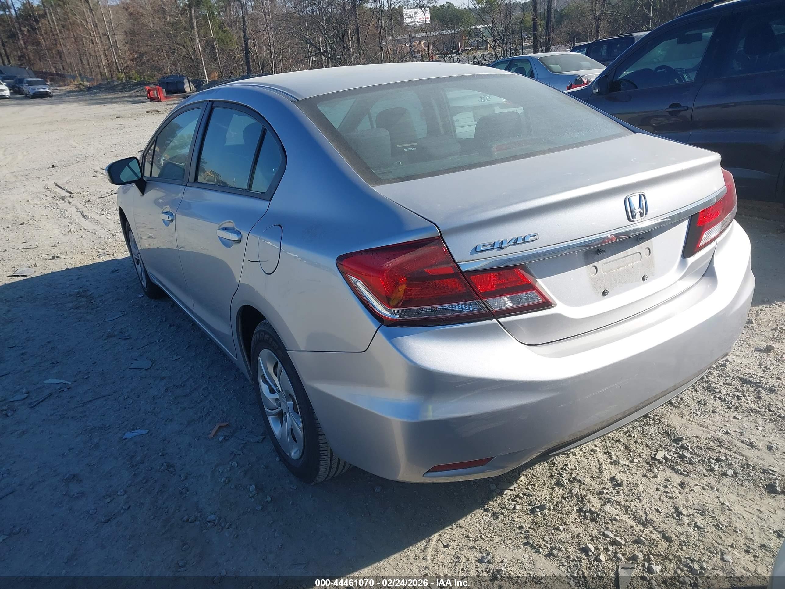 HONDA CIVIC image 3