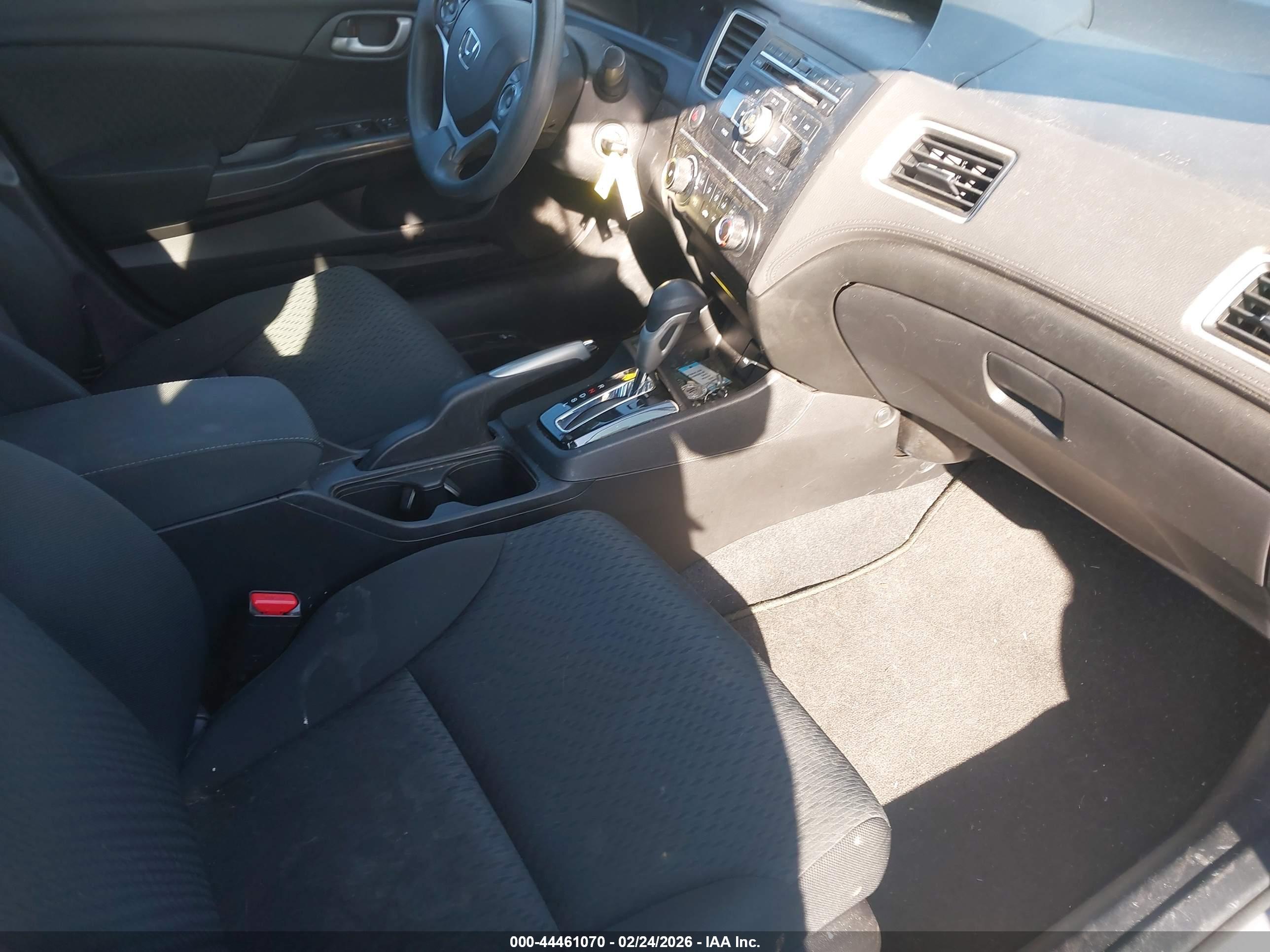 HONDA CIVIC image 5