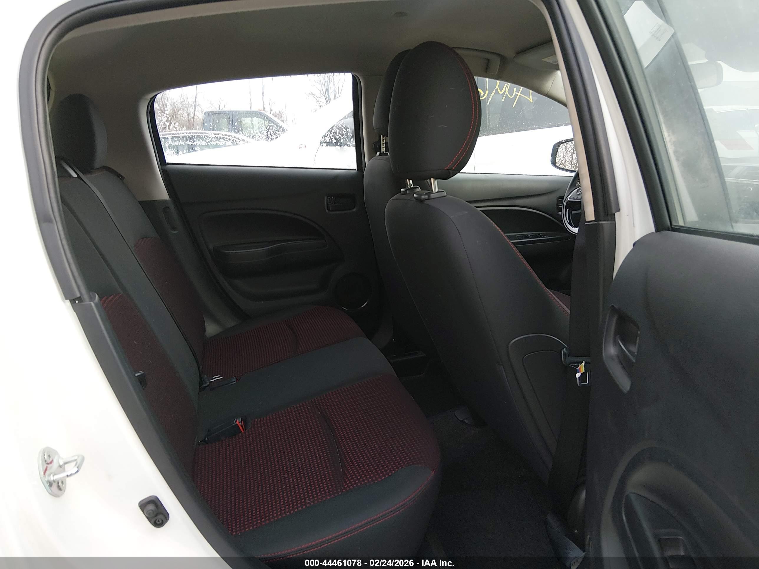 MITSUBISHI MIRAGE image 8