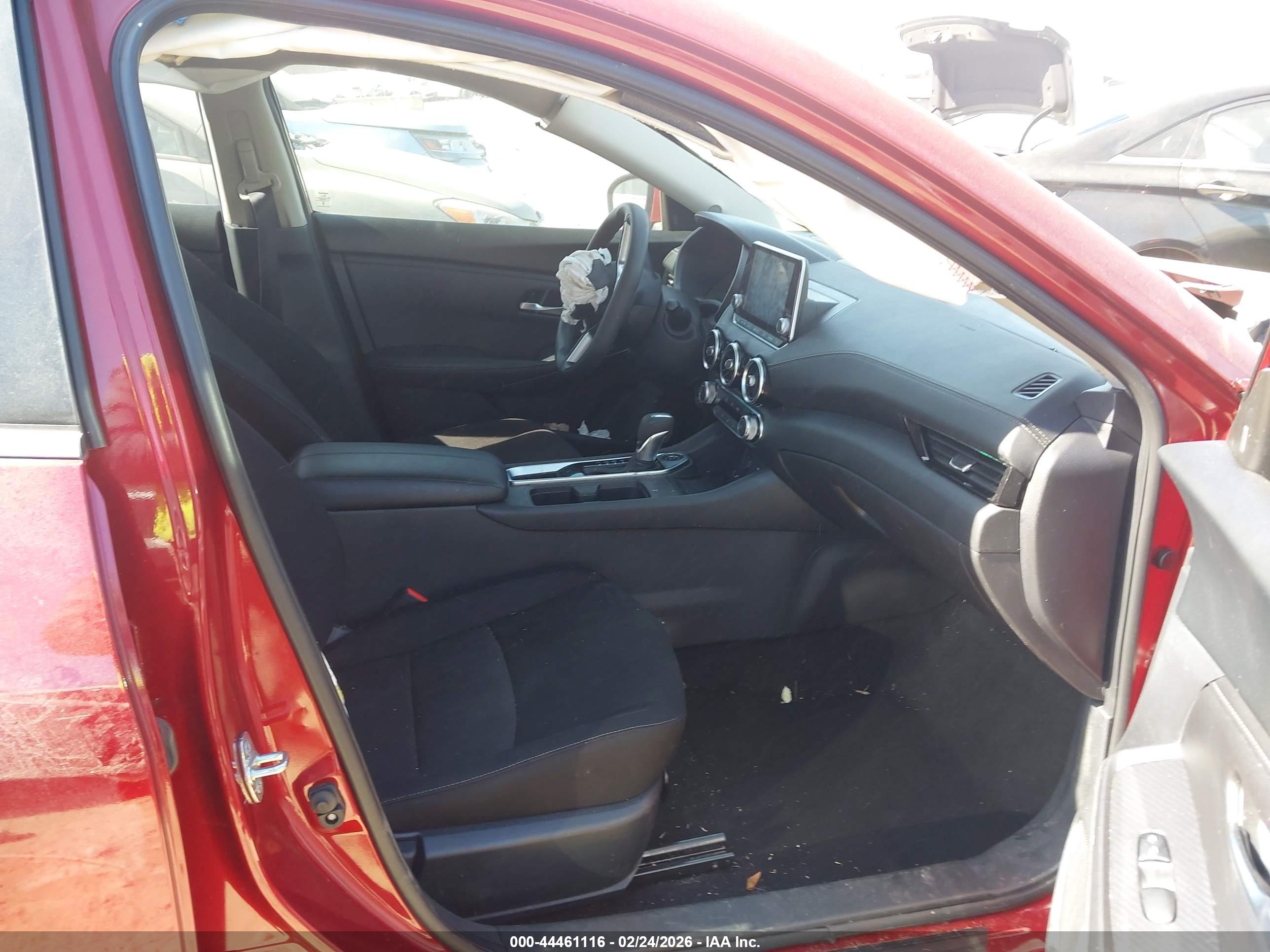 NISSAN SENTRA image 5