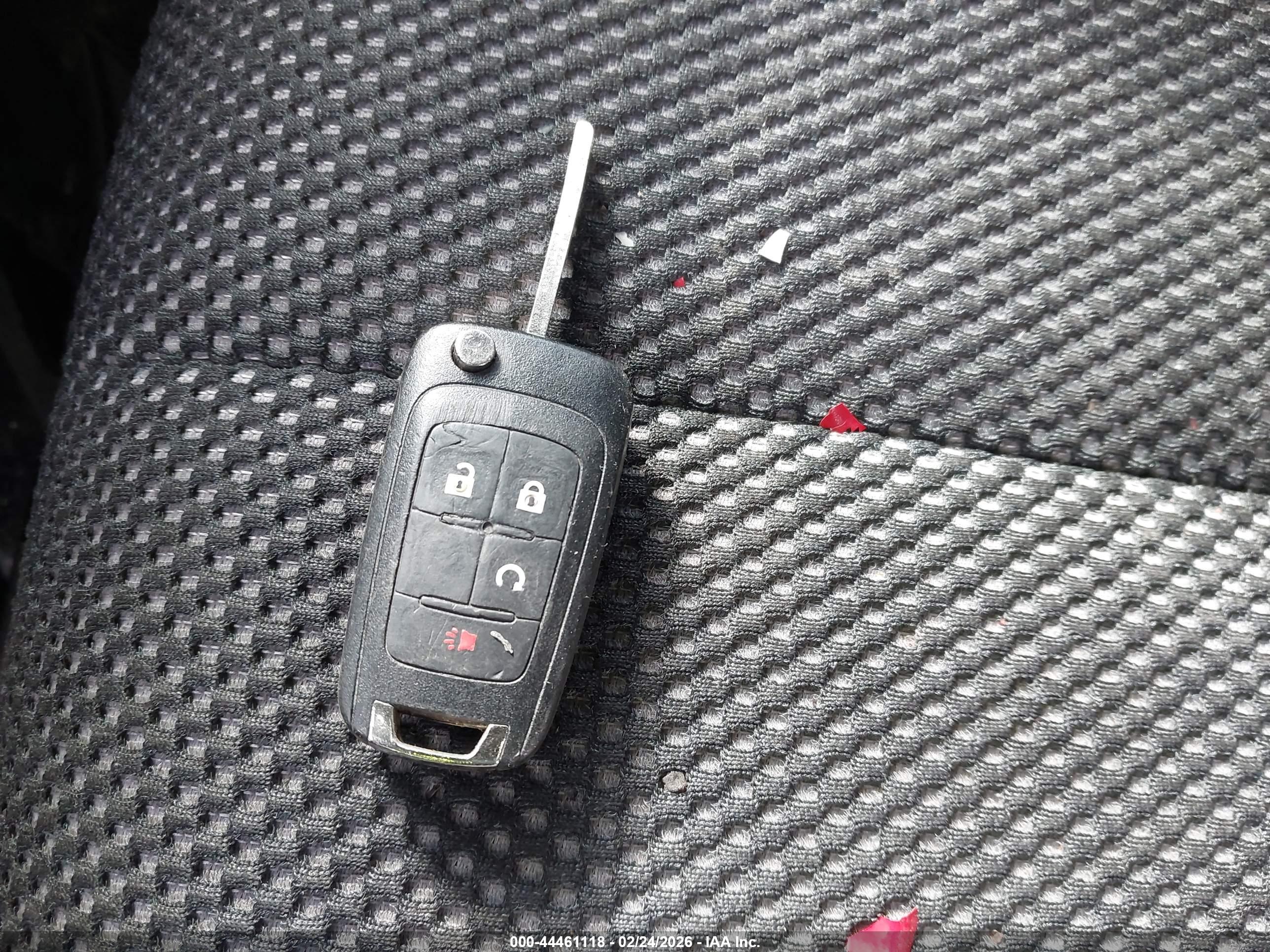 CHEVROLET EQUINOX image 11
