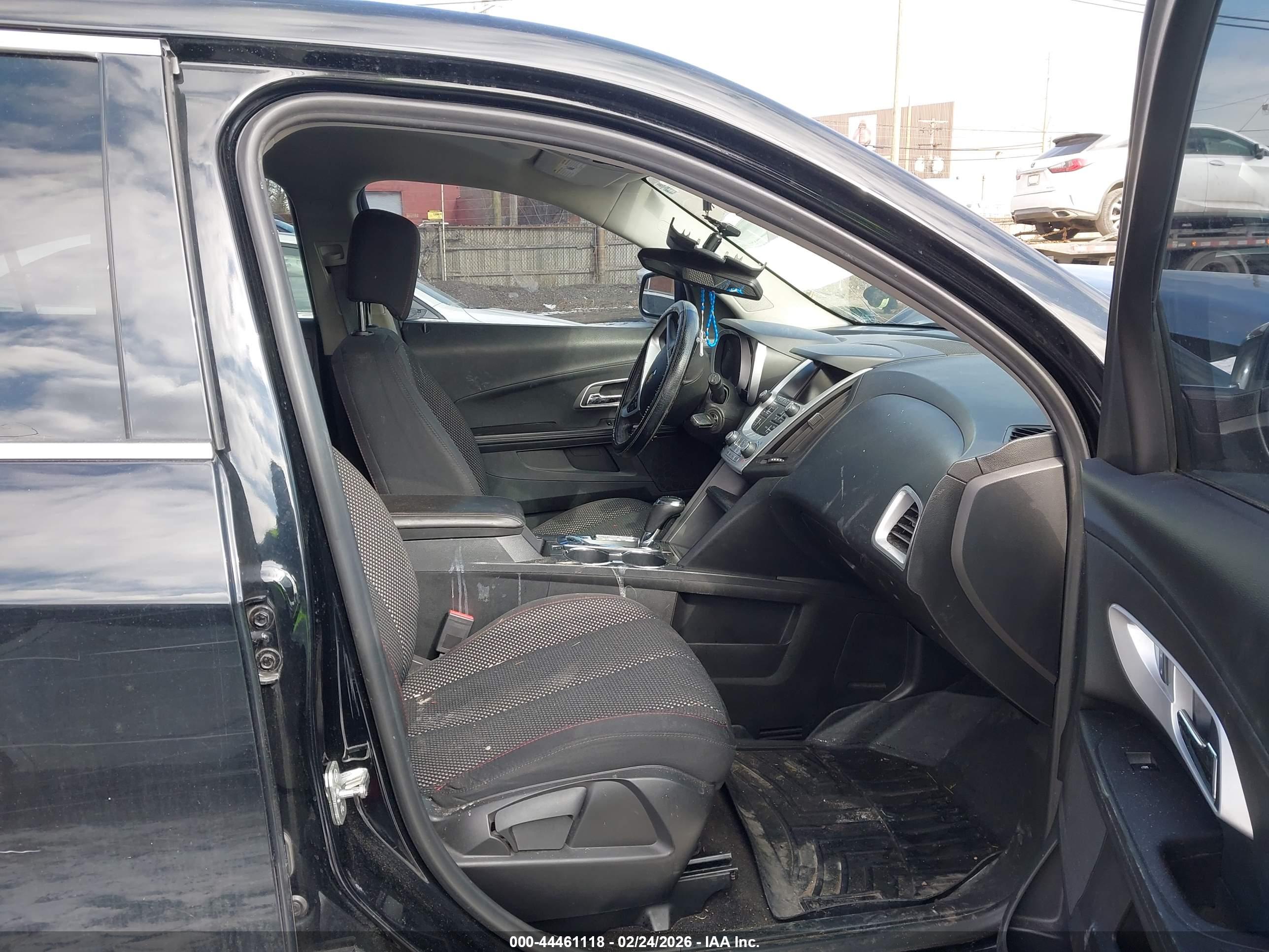 CHEVROLET EQUINOX image 5