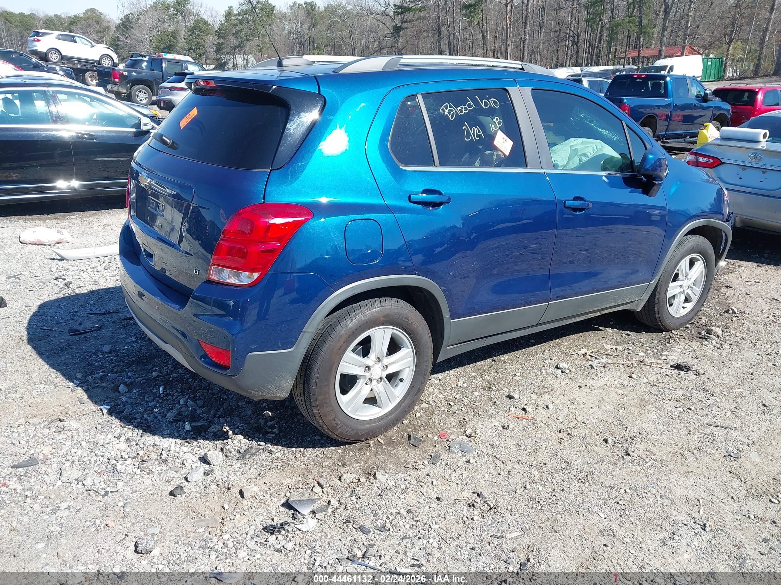 CHEVROLET TRAX image 4