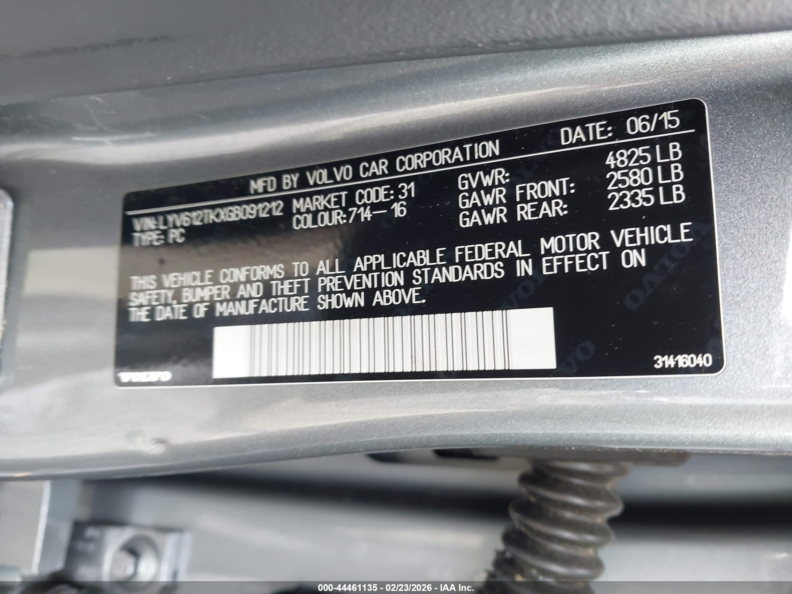 VOLVO S60 image 9