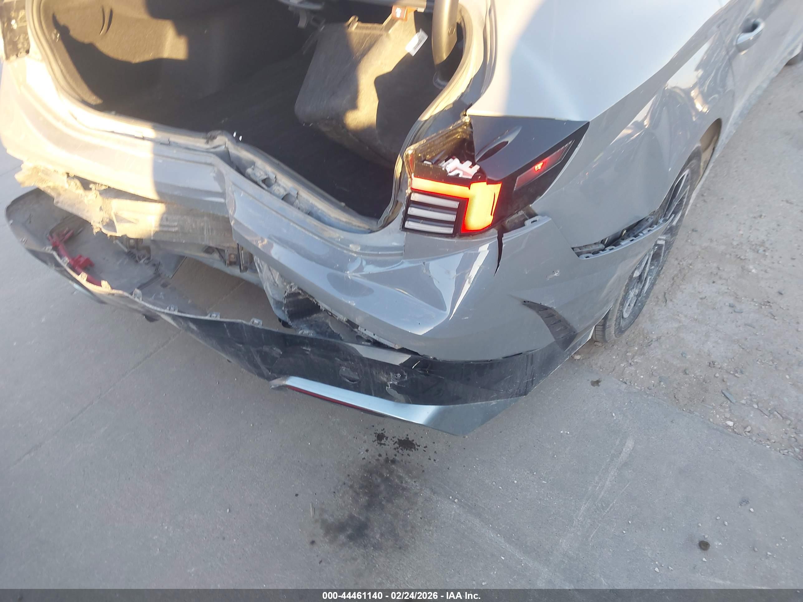 HYUNDAI SONATA image 6