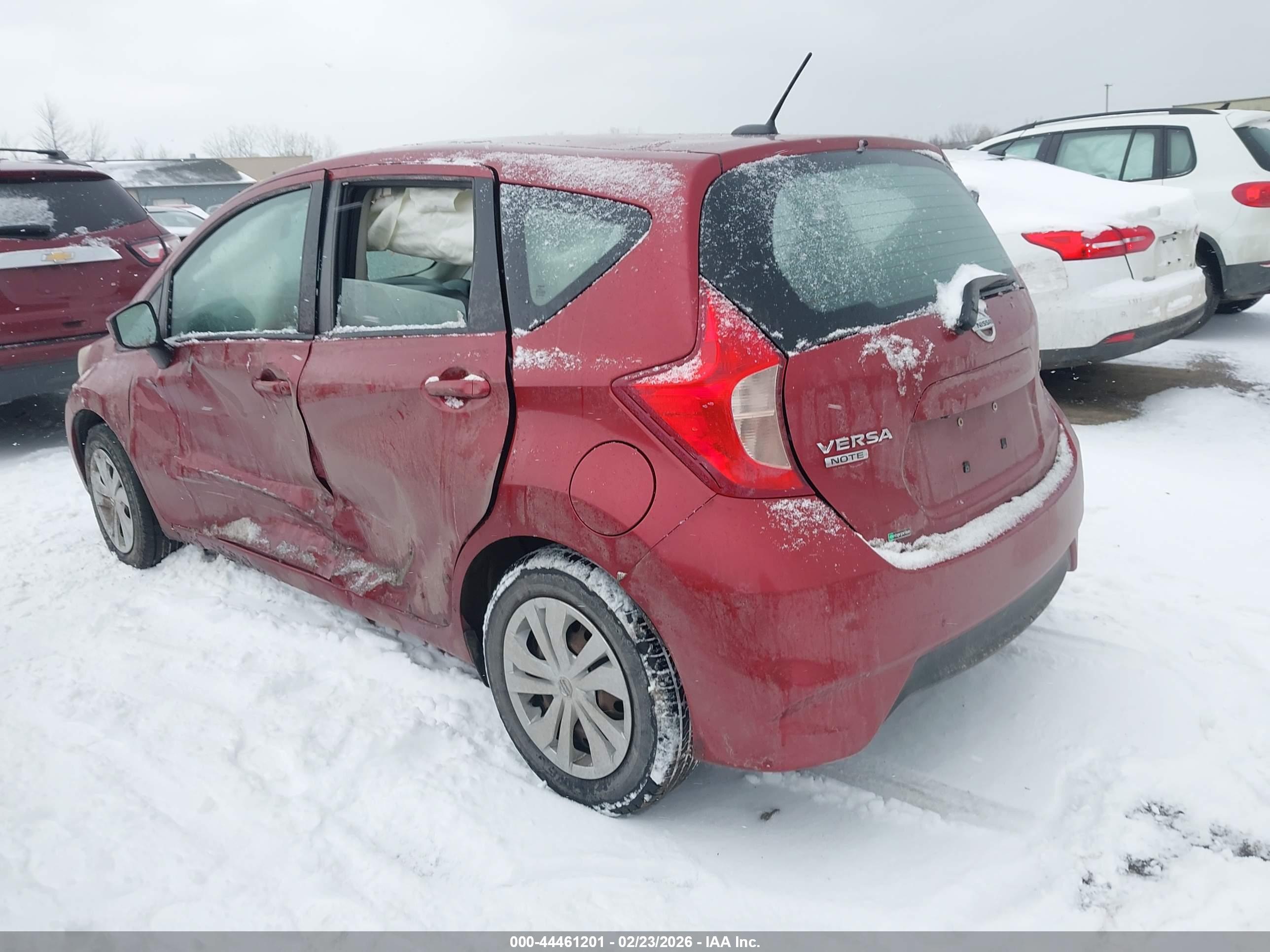 NISSAN VERSA image 3