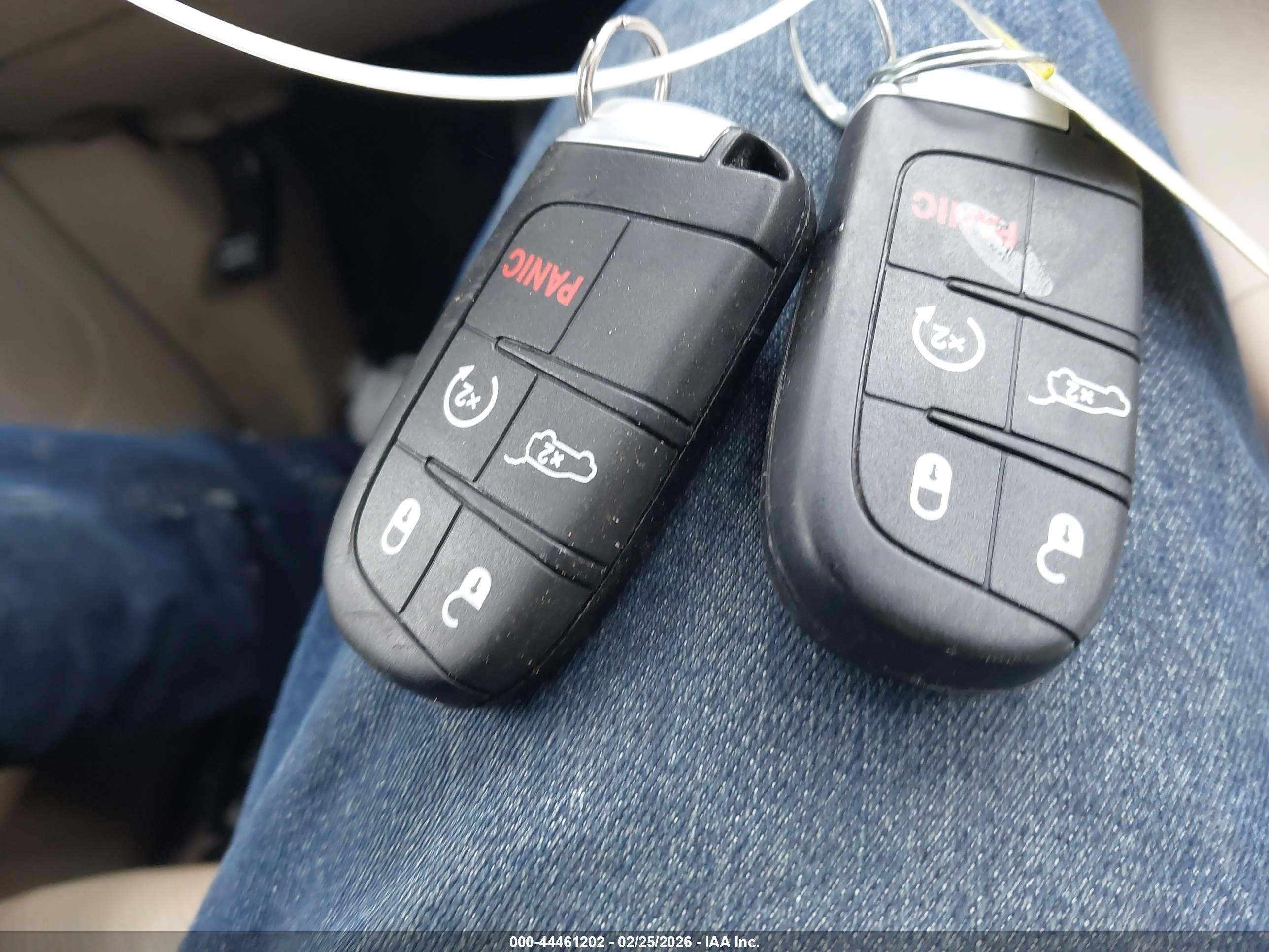 JEEP GRAND image 11