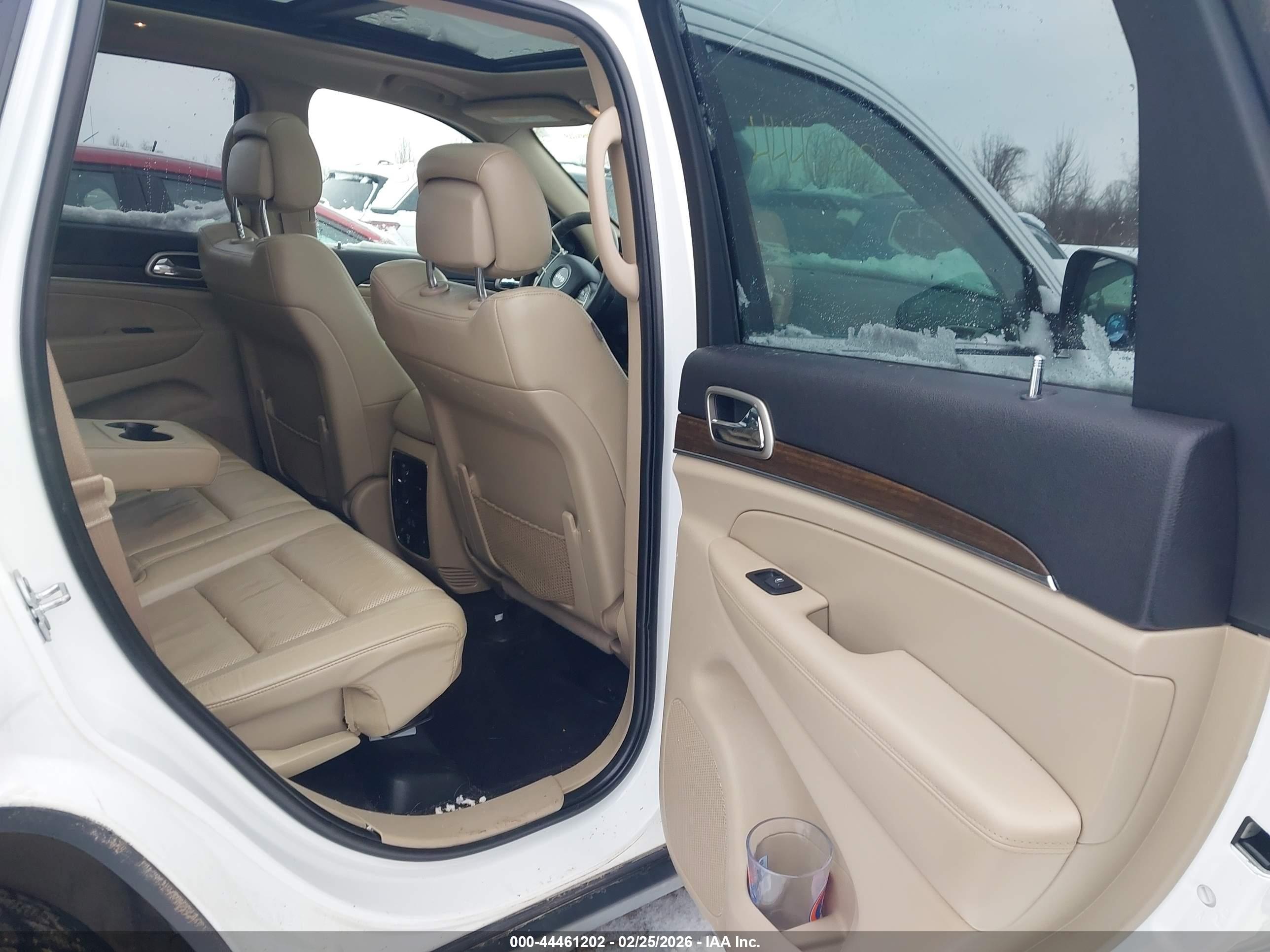 JEEP GRAND image 8
