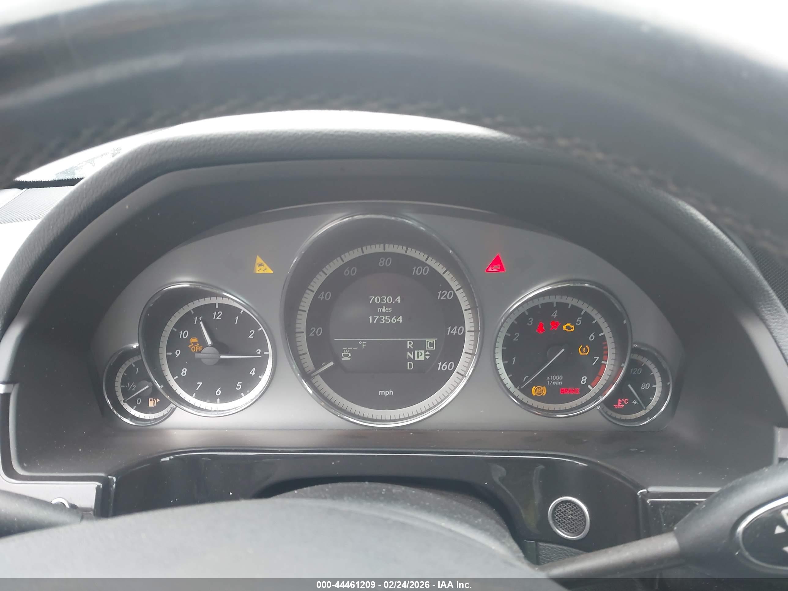 MERCEDES-BENZ E image 7