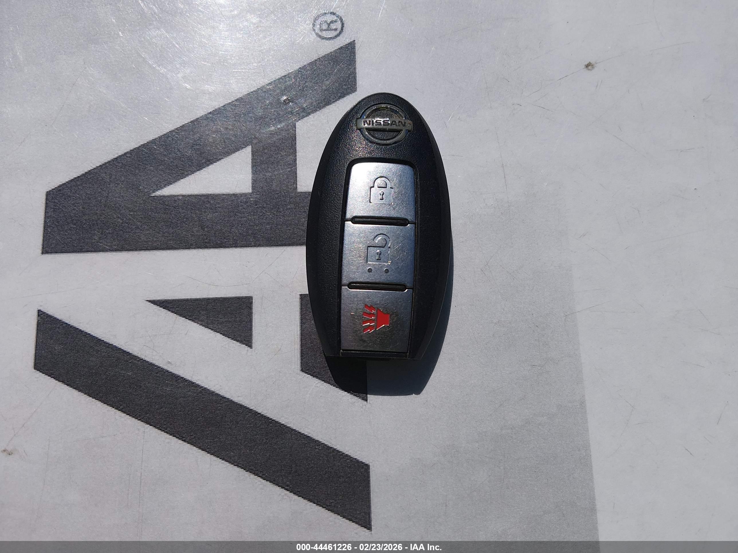 NISSAN ROGUE image 11