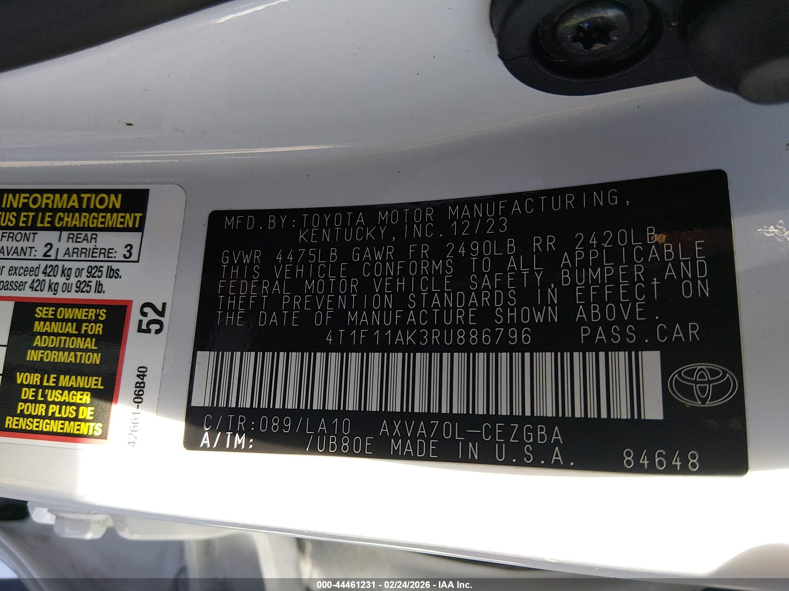TOYOTA CAMRY image 9