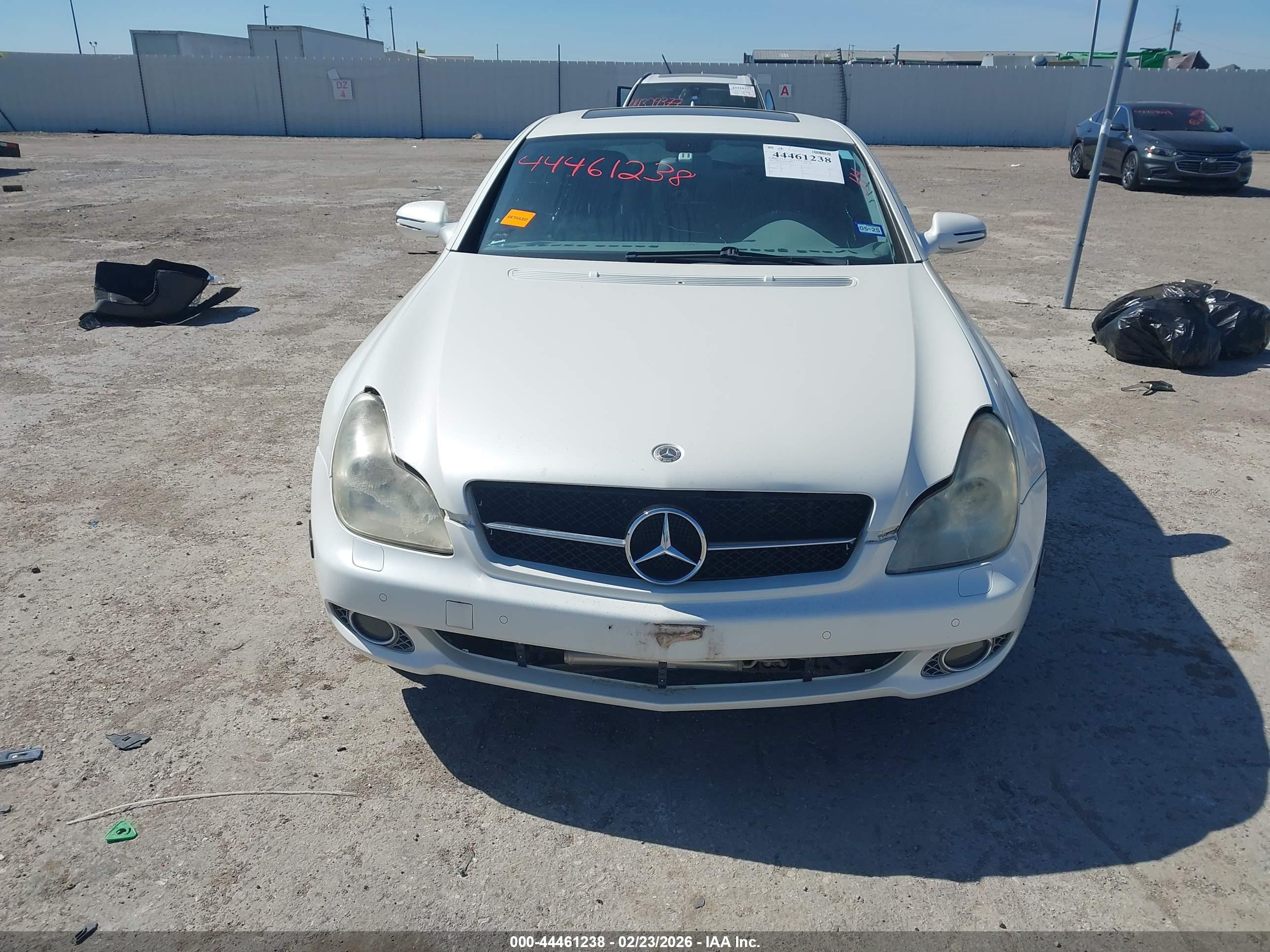 MERCEDES-BENZ CLS image 6