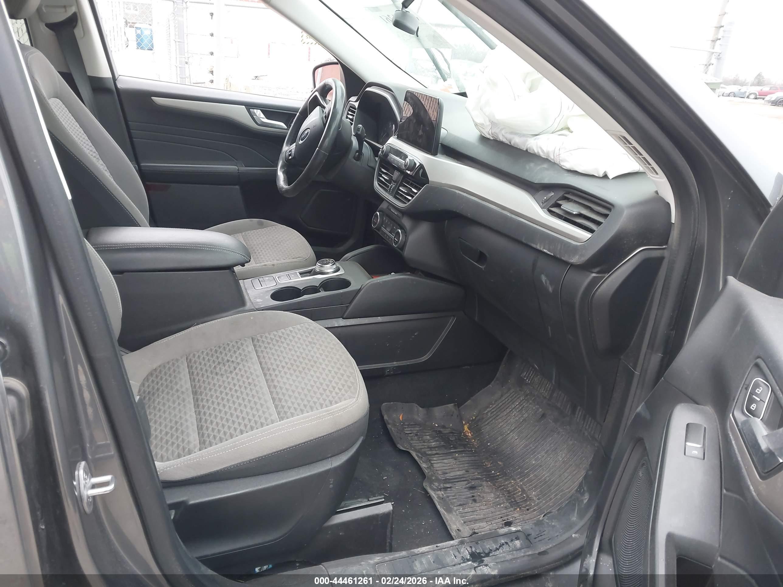 FORD ESCAPE image 5