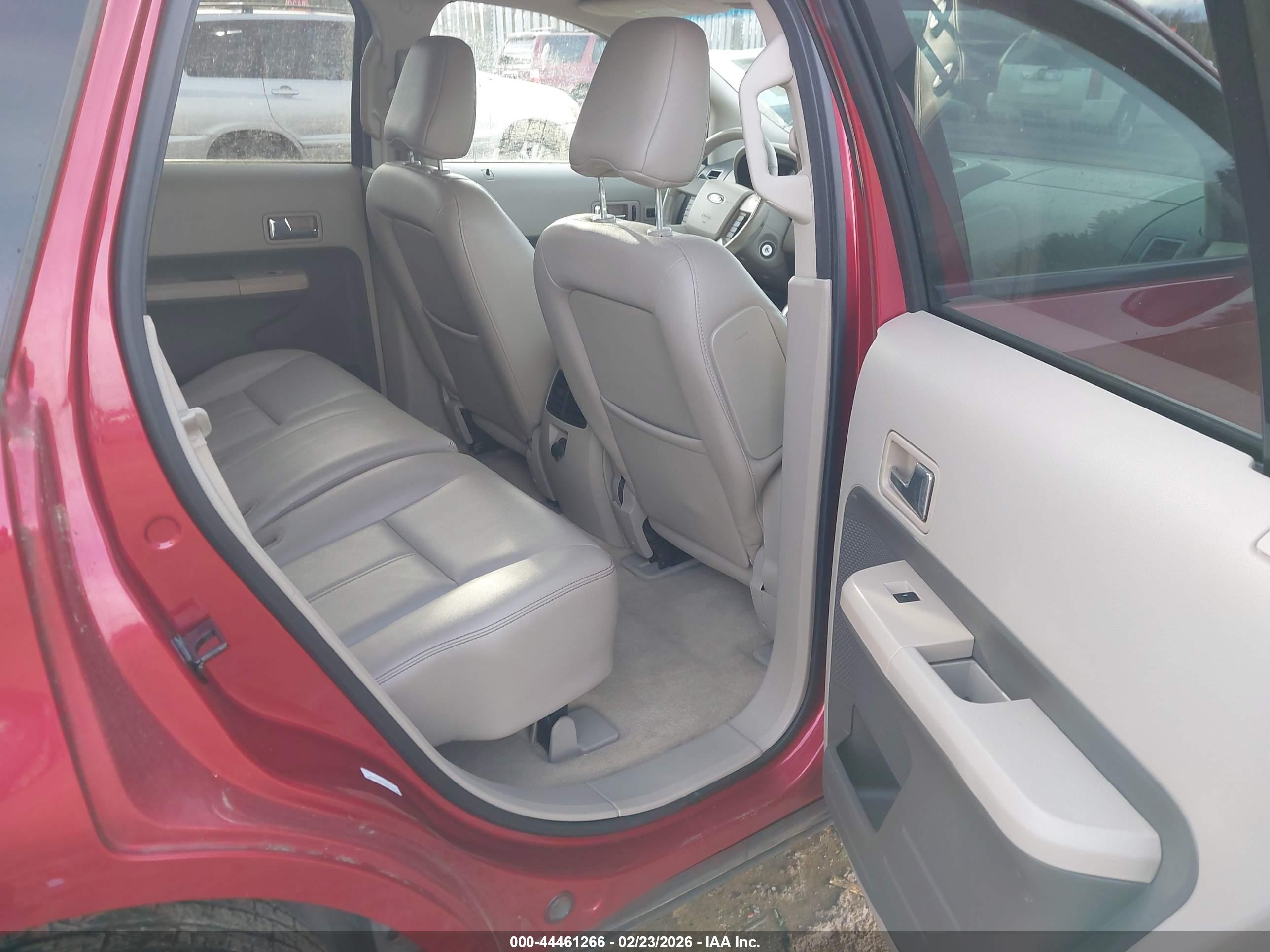 FORD EDGE image 8