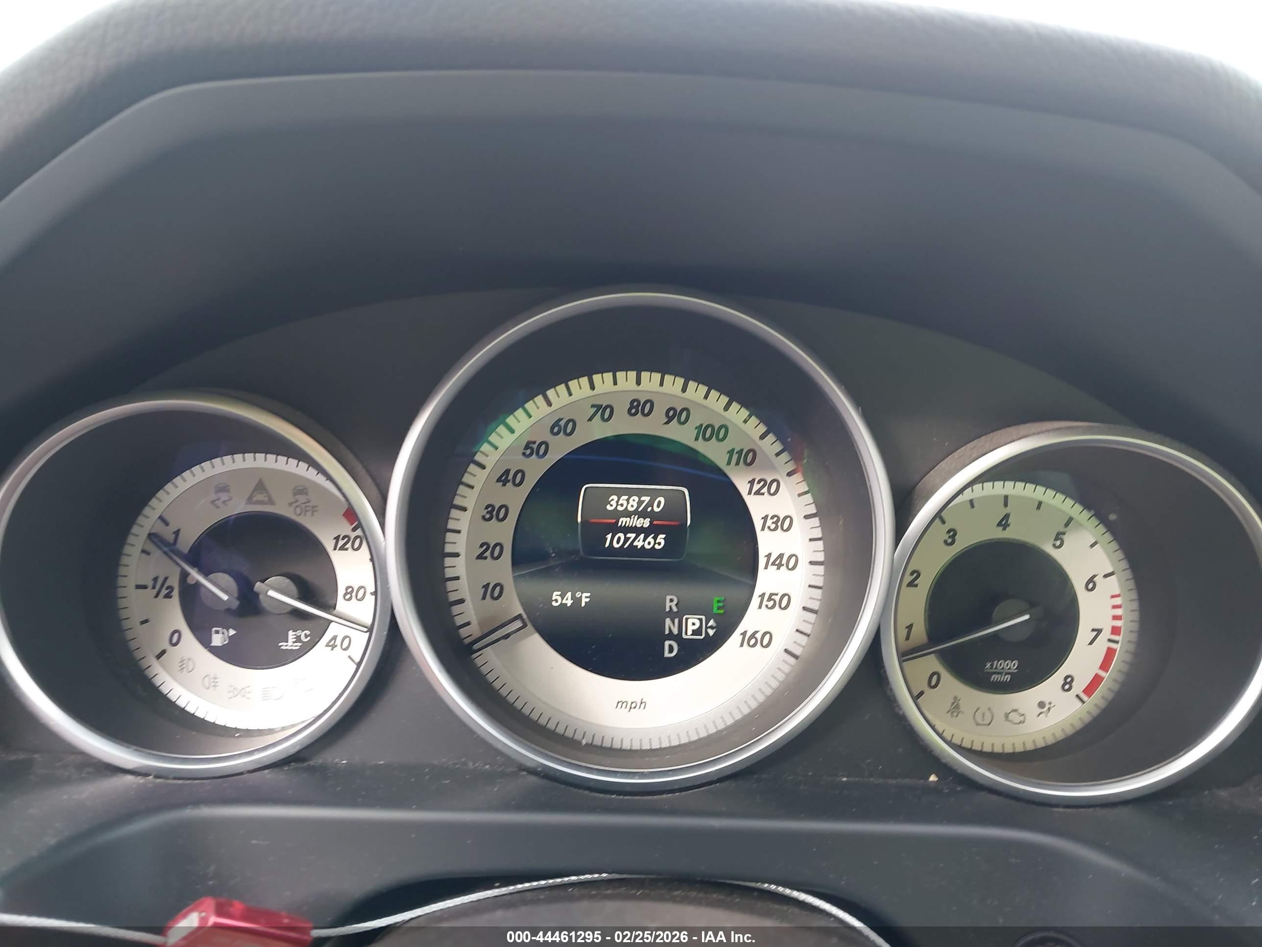 MERCEDES-BENZ E image 7