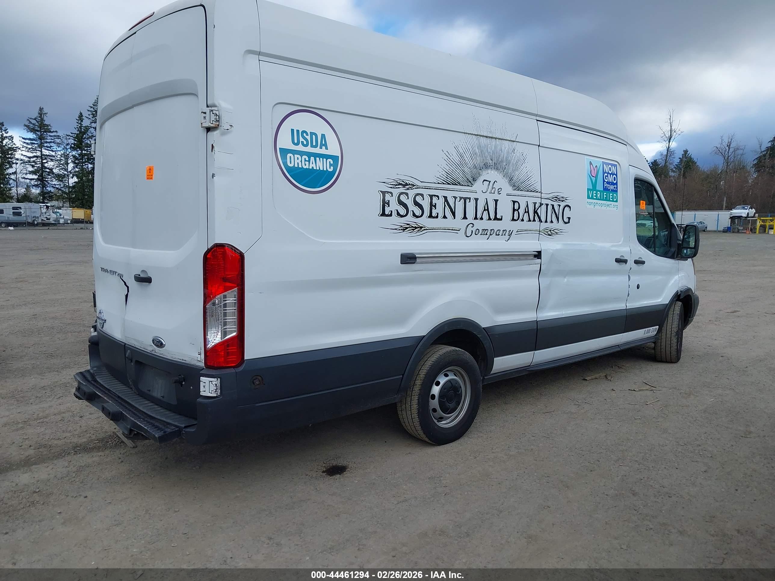FORD TRANSIT-250 image 4
