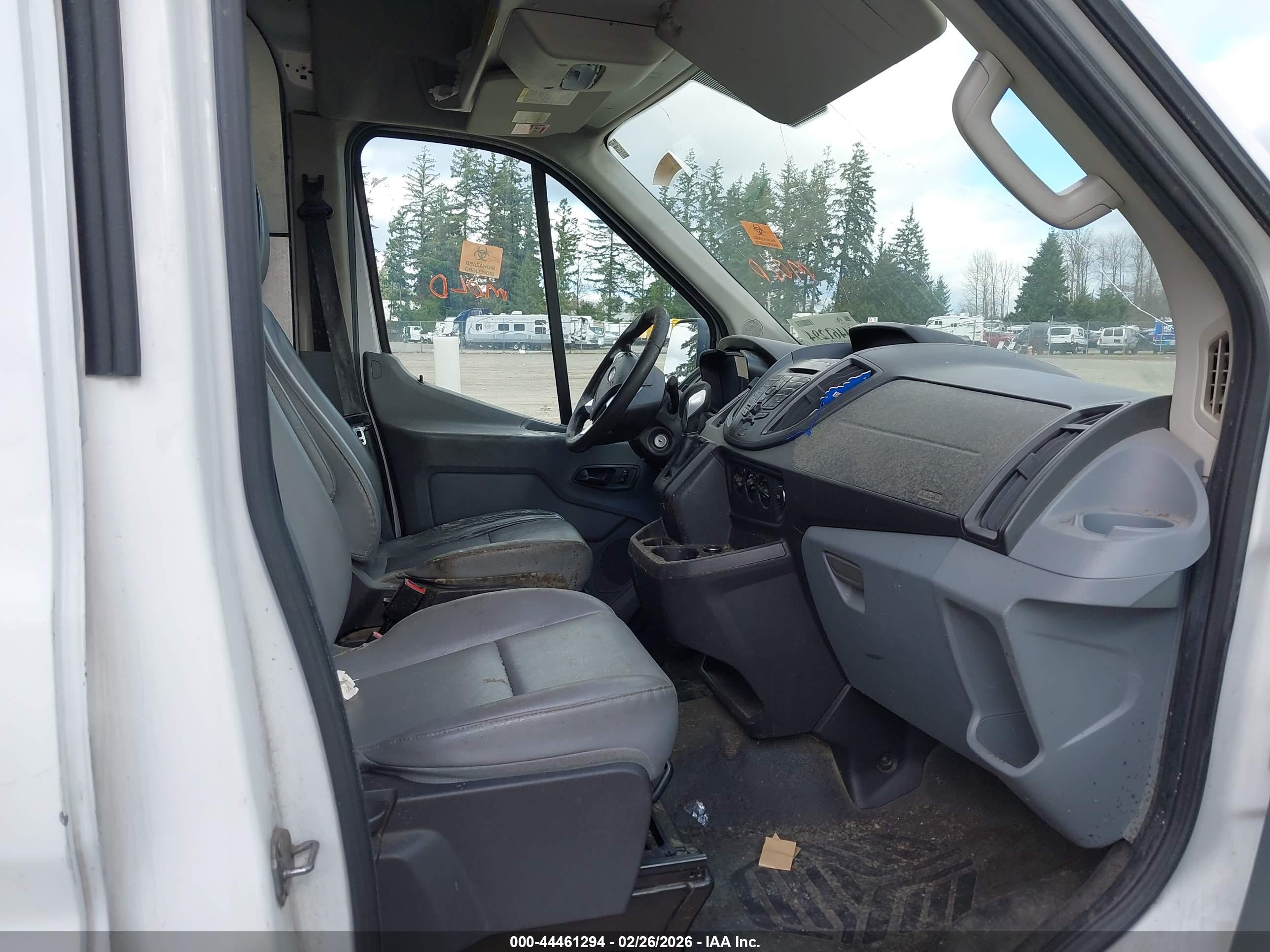 FORD TRANSIT-250 image 5