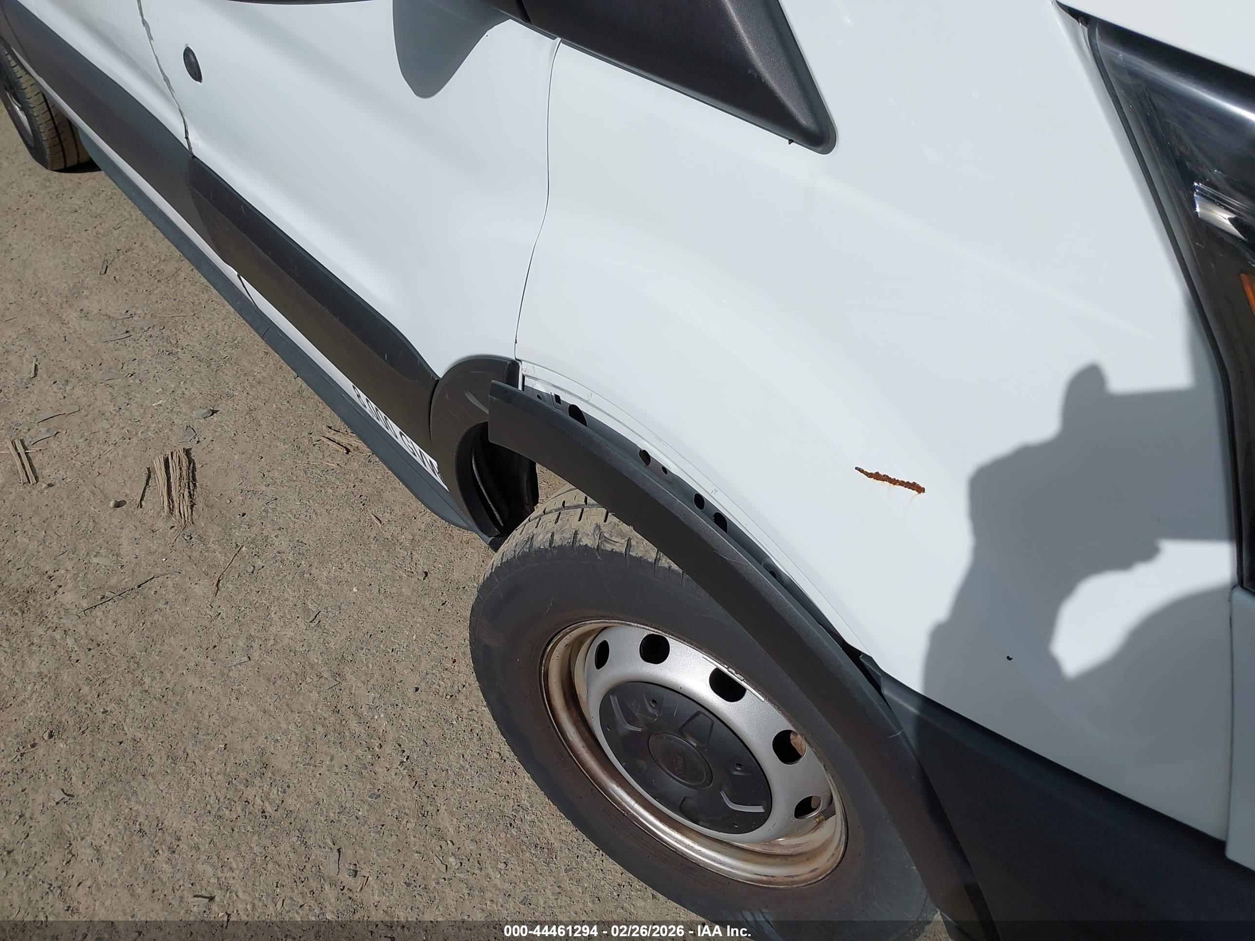 FORD TRANSIT-250 image 6