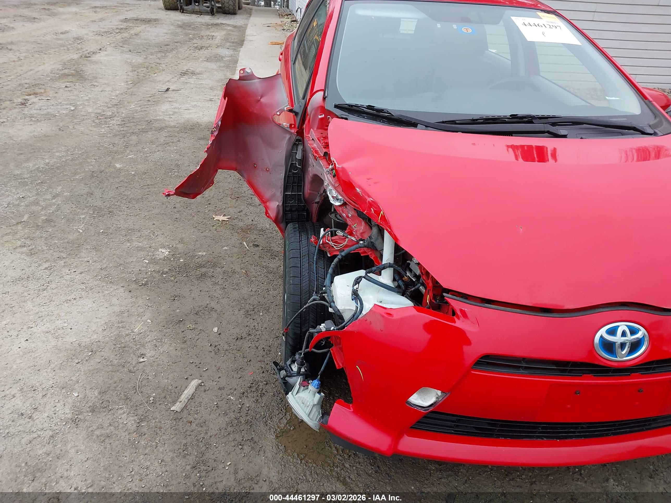 TOYOTA PRIUS image 6