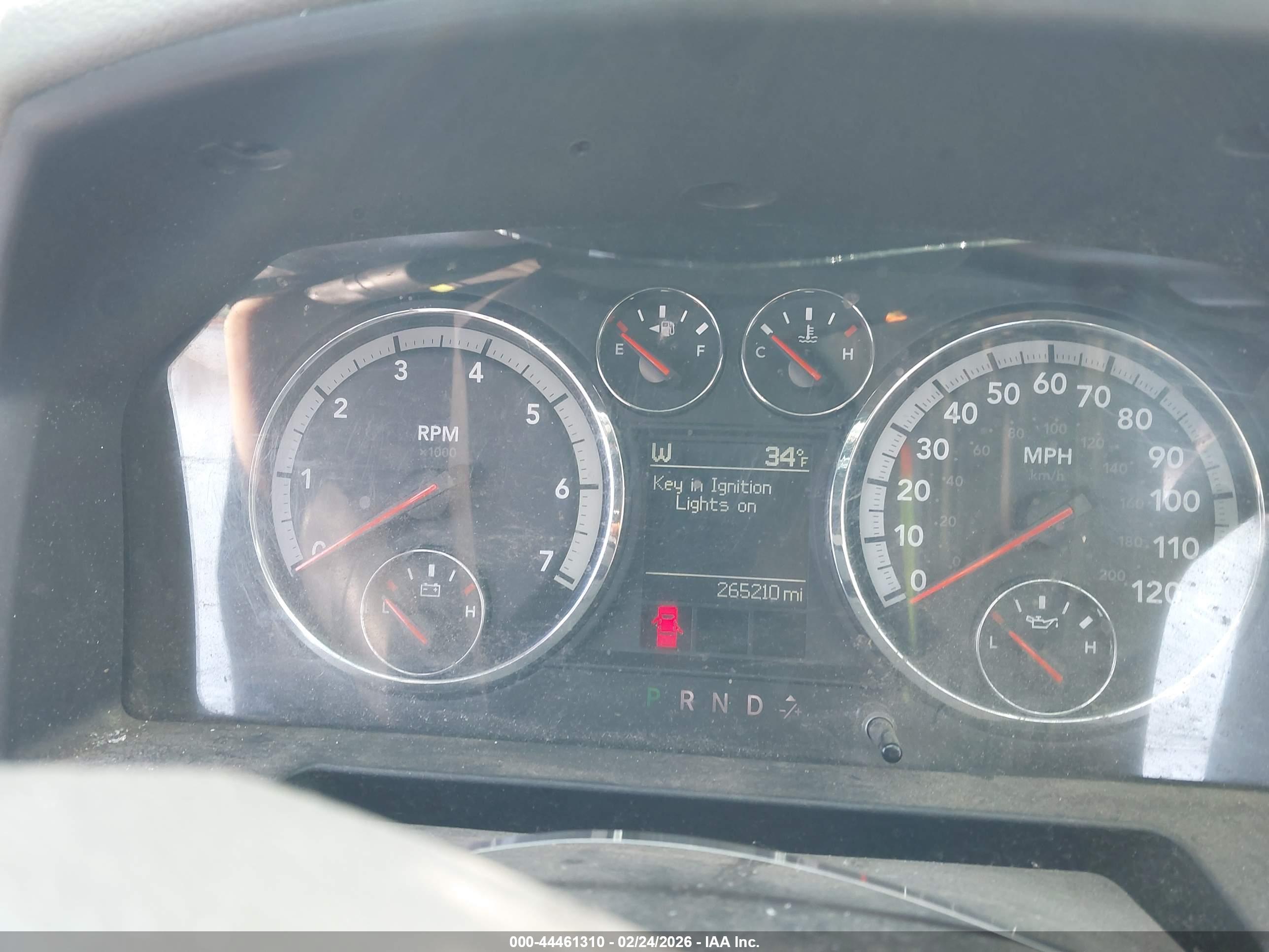 DODGE RAM image 7