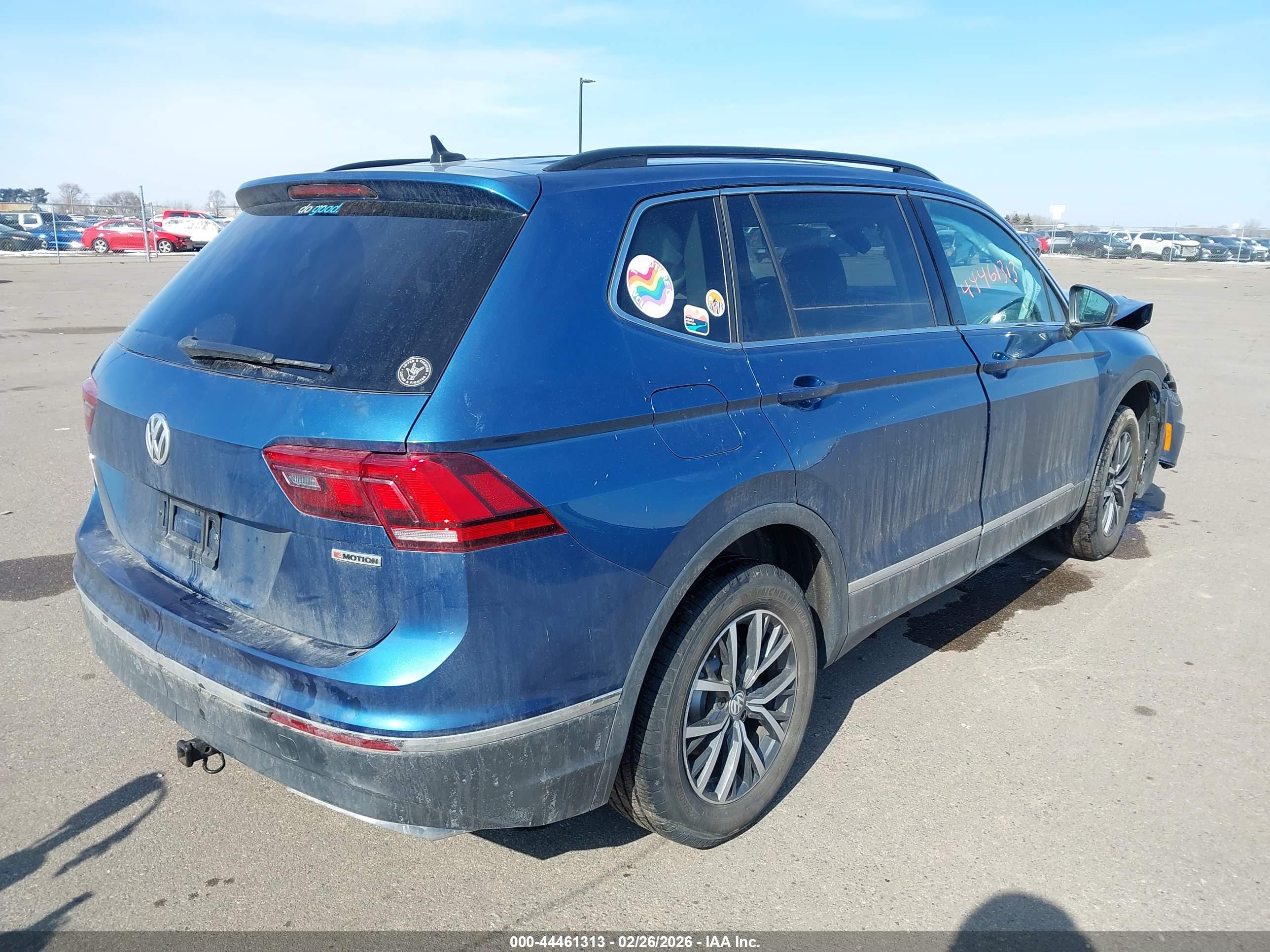VOLKSWAGEN TIGUAN image 4