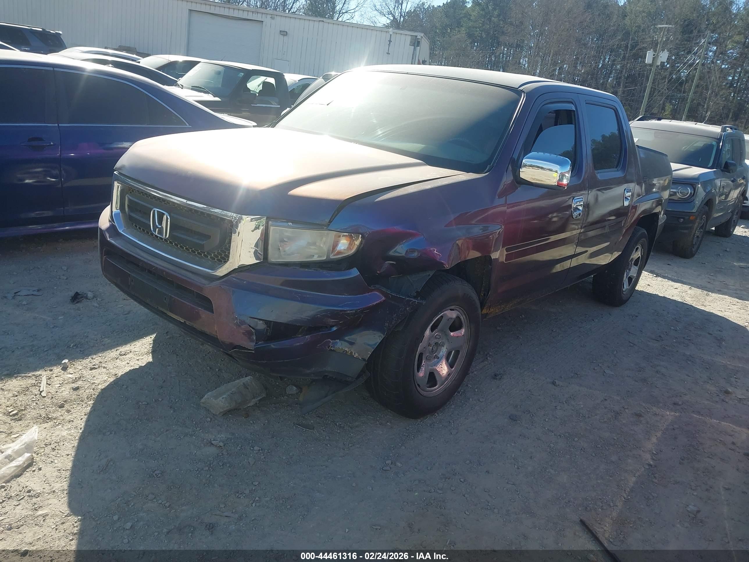 HONDA RIDGELINE image 2