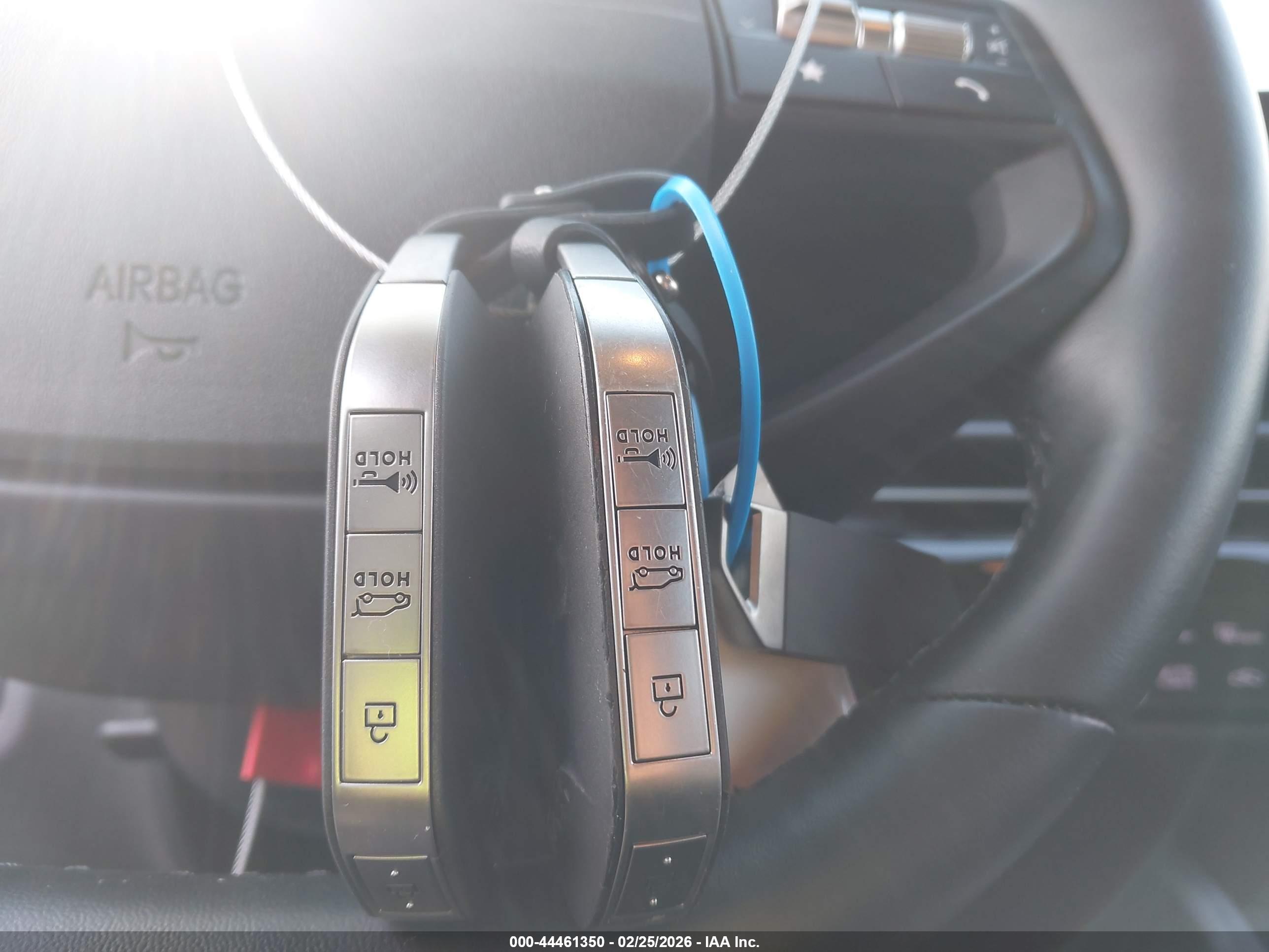 KIA SPORTAGE image 11