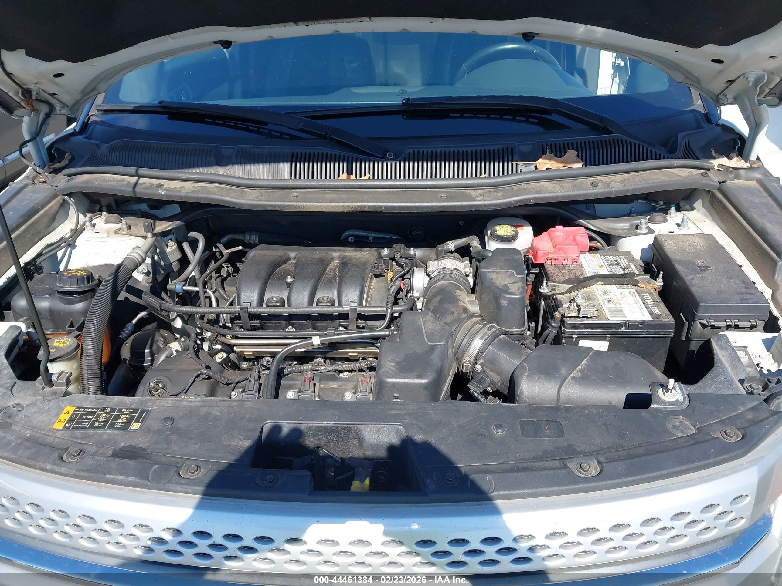 FORD EXPLORER image 10