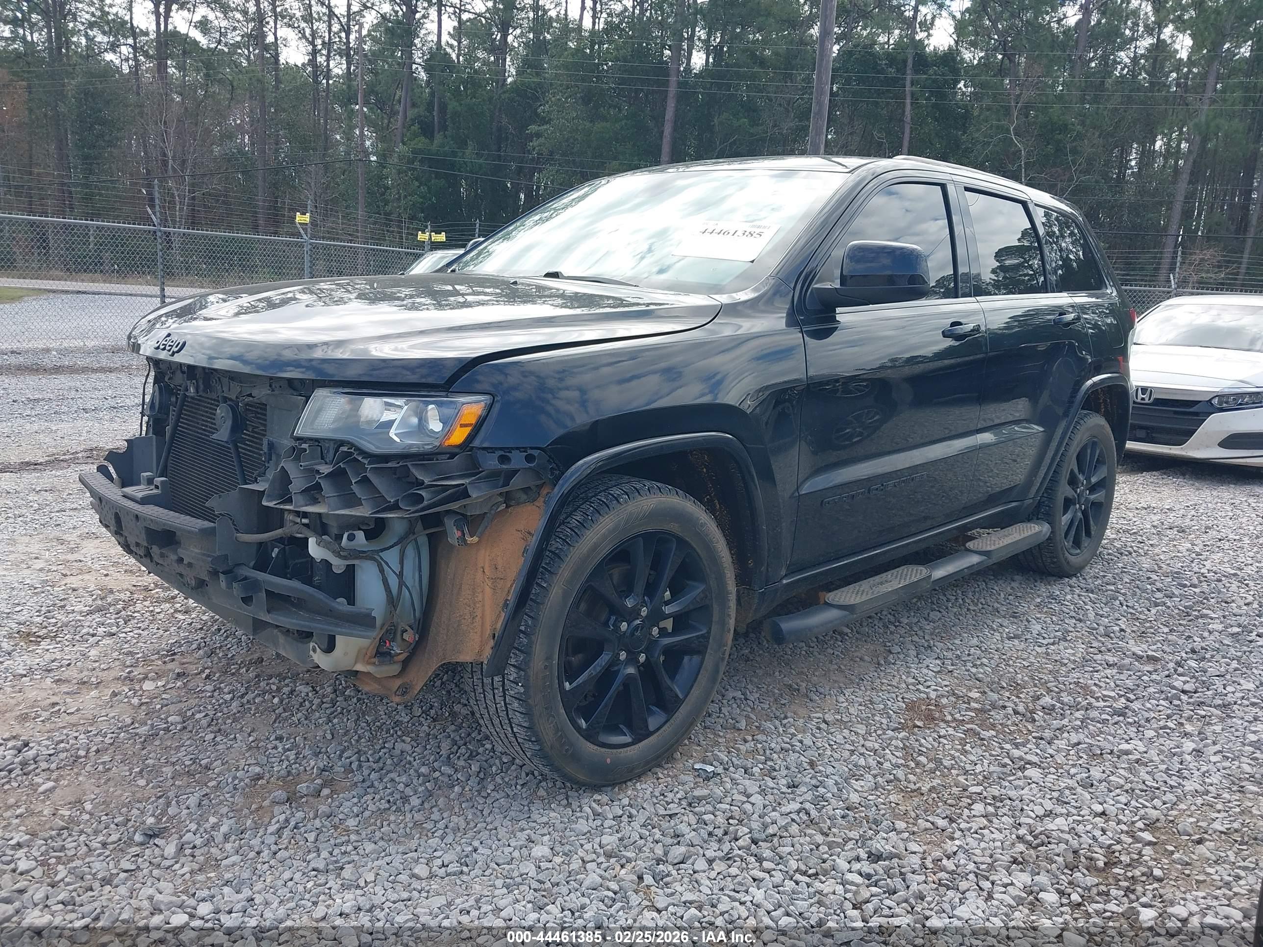 JEEP GRAND image 2