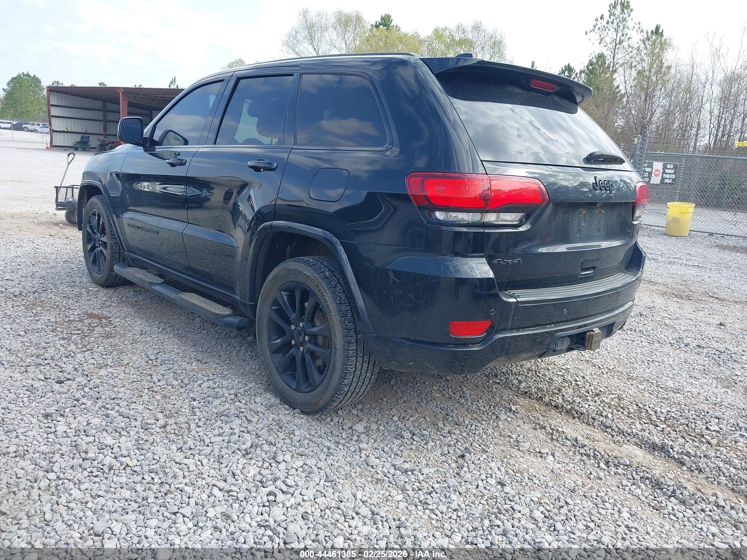 JEEP GRAND image 3