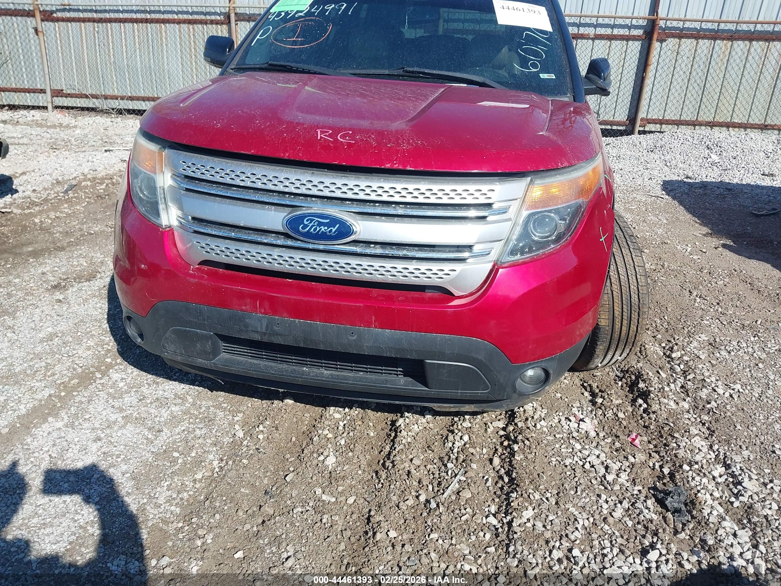 FORD EXPLORER image 6