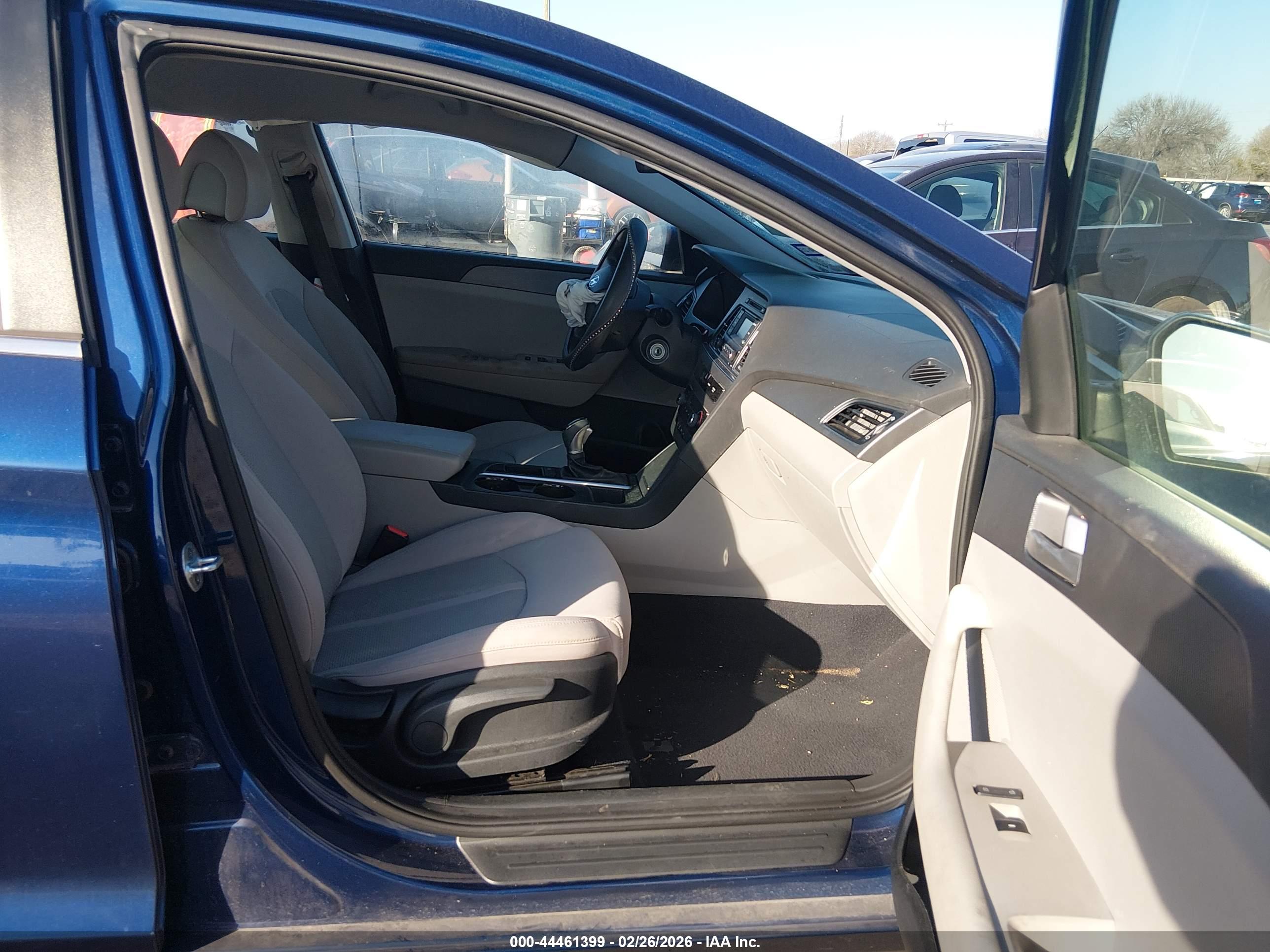 HYUNDAI SONATA image 5
