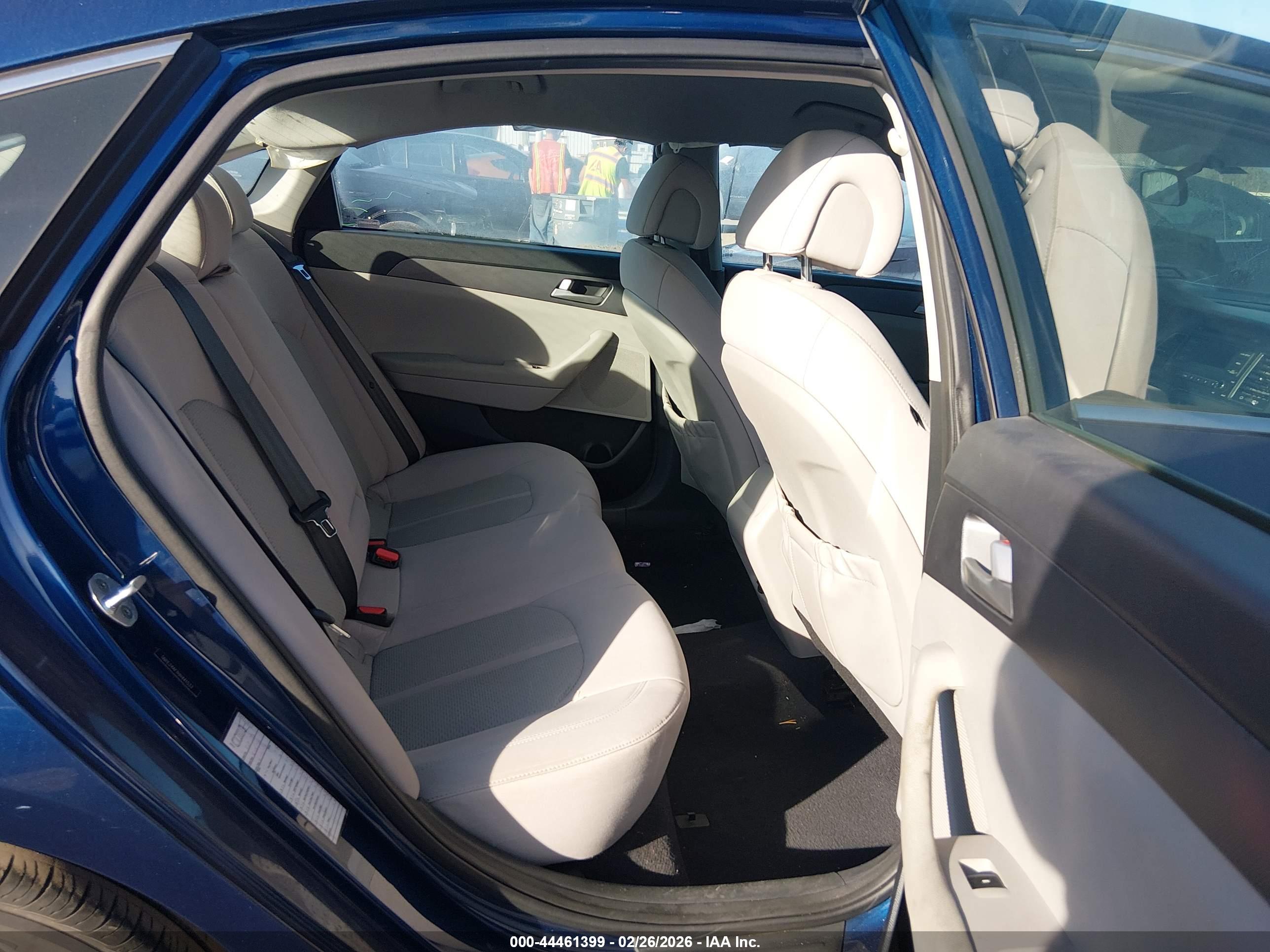 HYUNDAI SONATA image 8