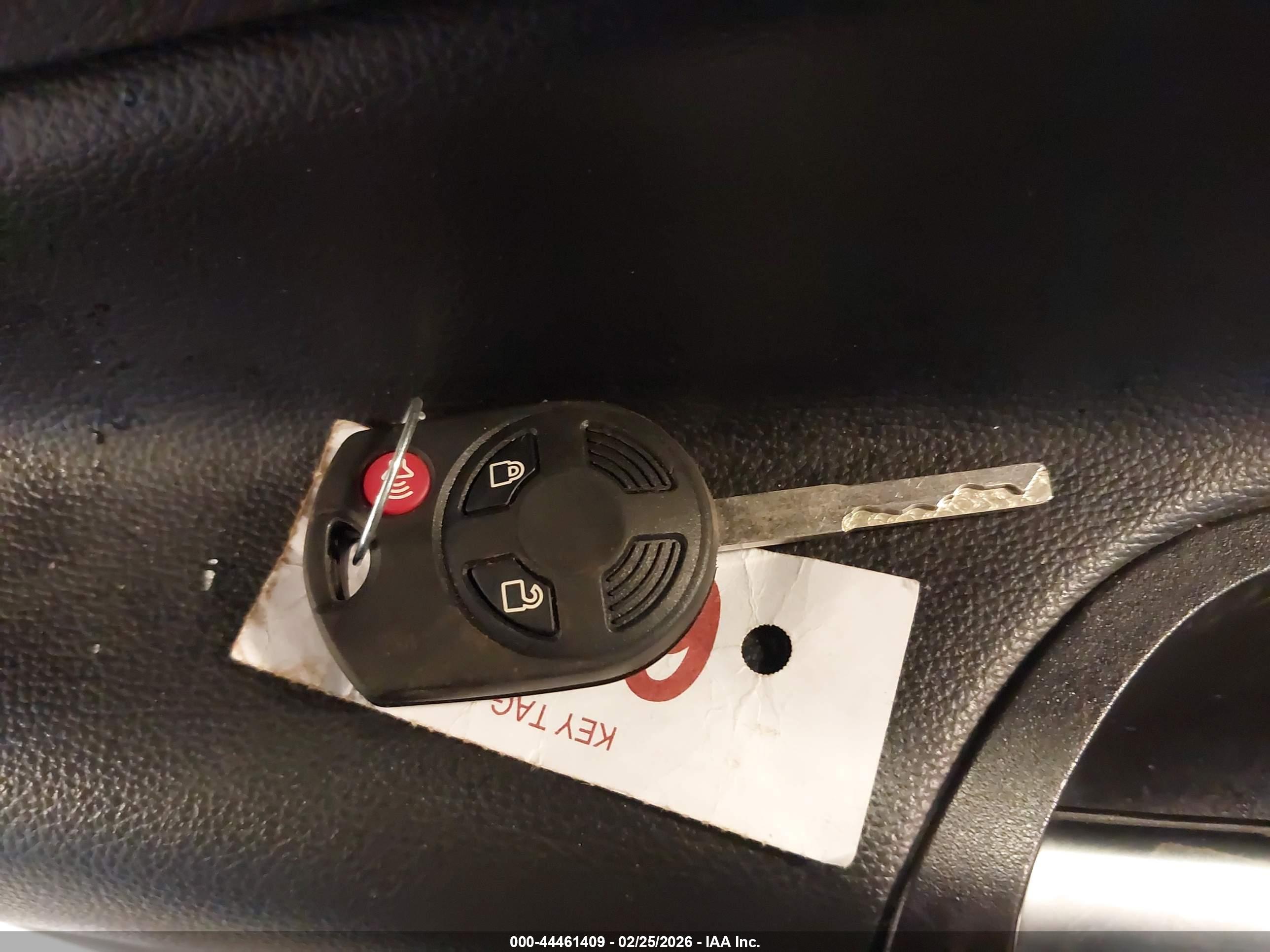 FORD ESCAPE image 11