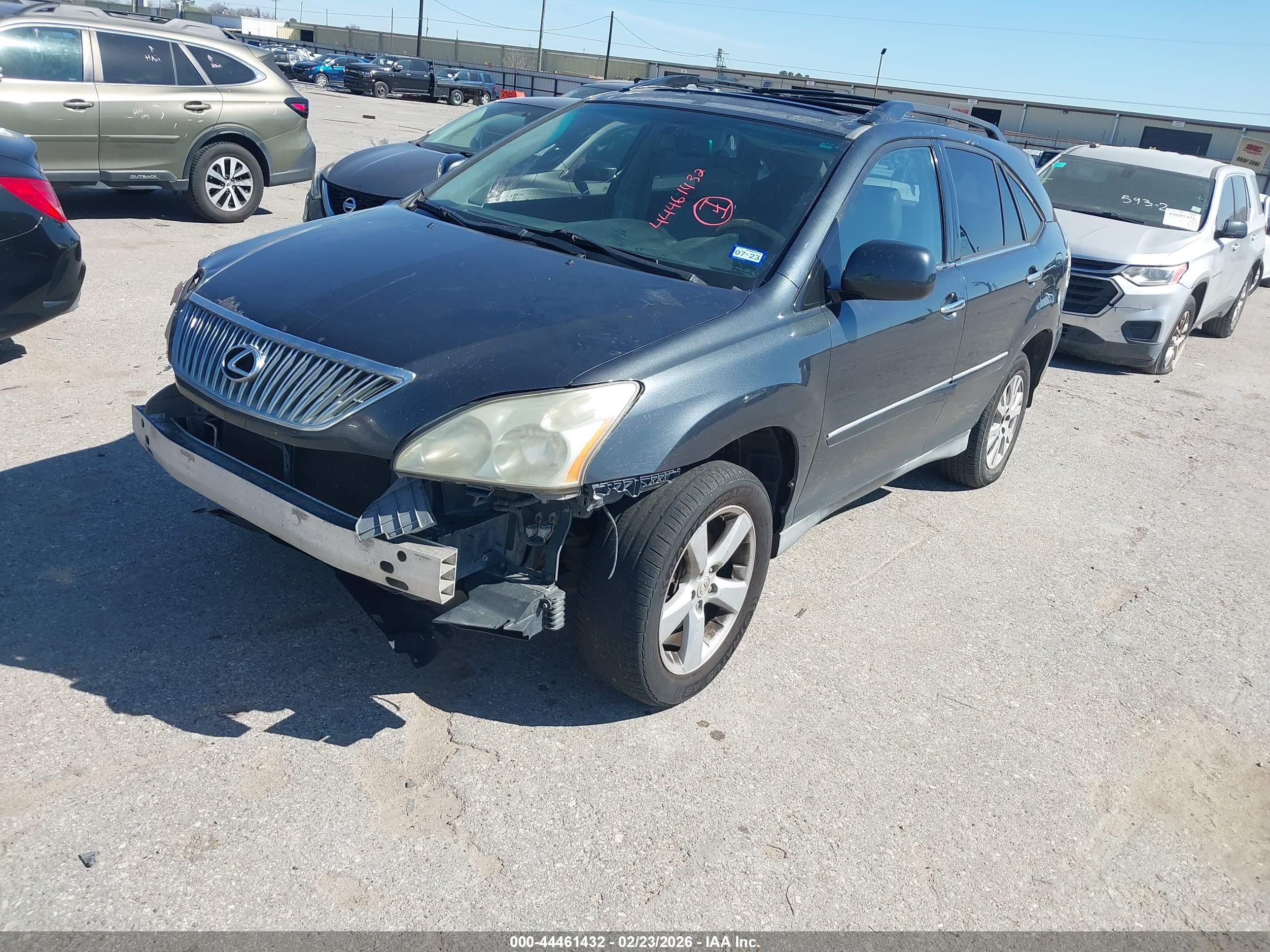 LEXUS RX image 2