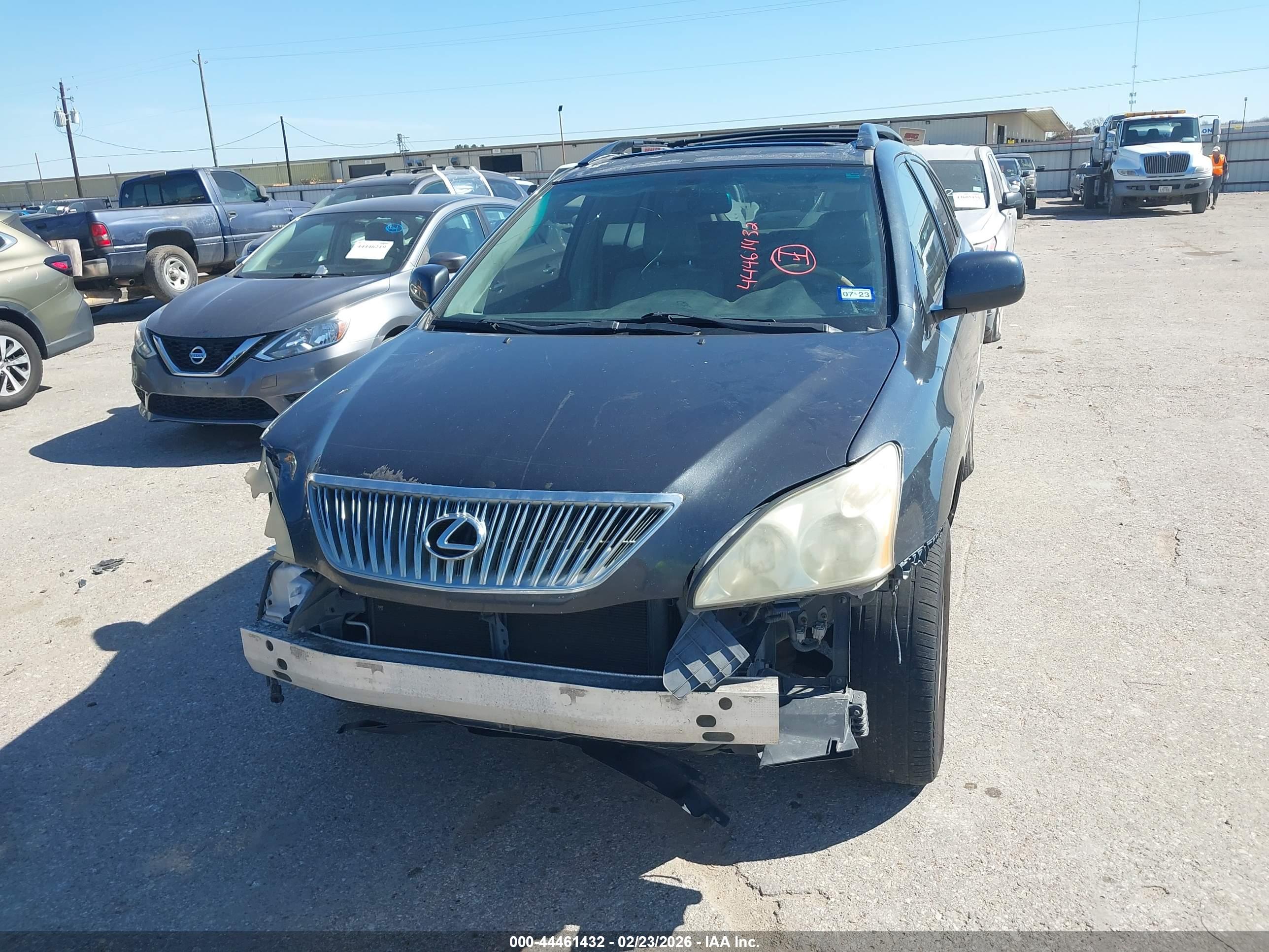LEXUS RX image 6