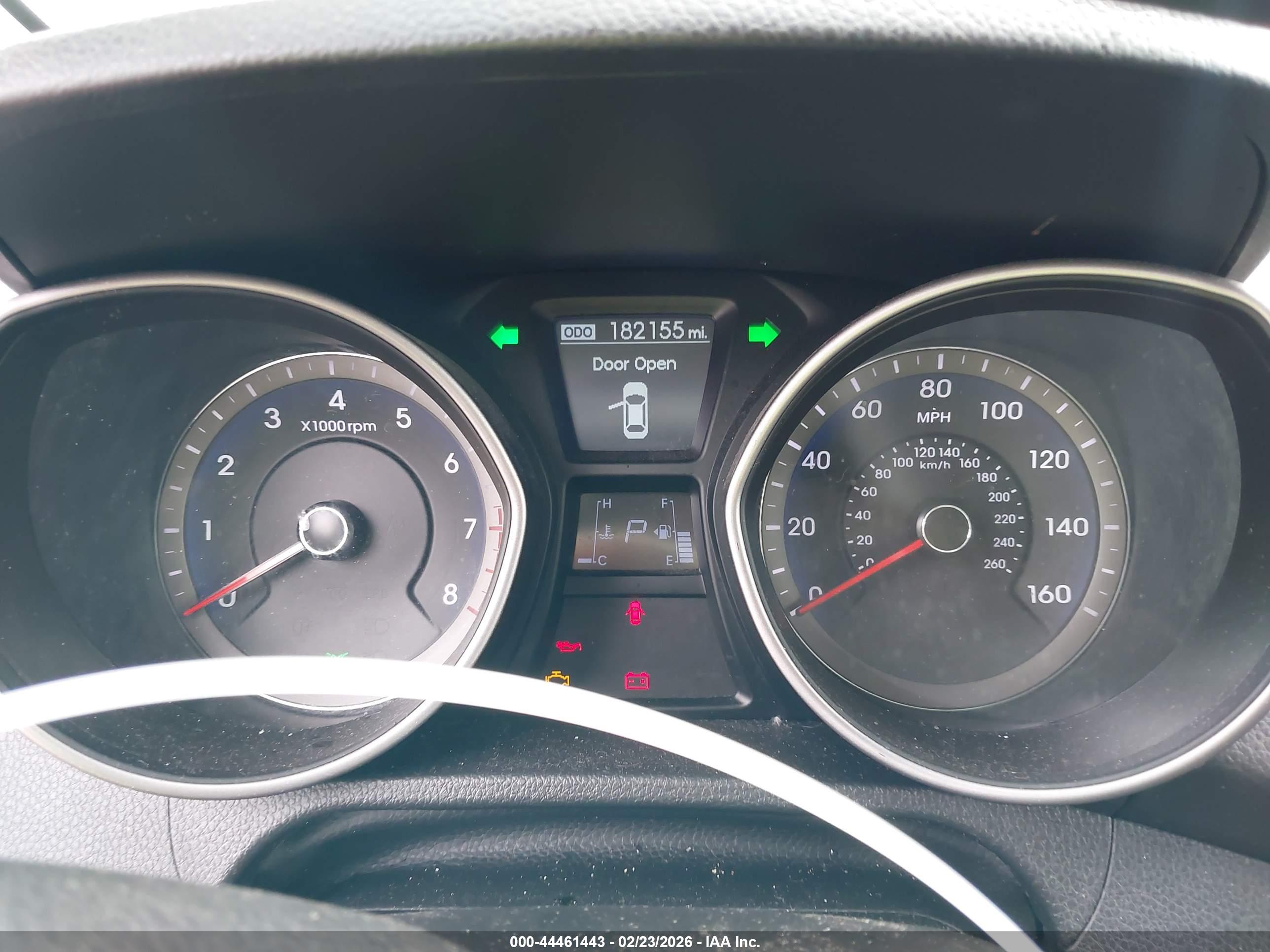 HYUNDAI ELANTRA image 7