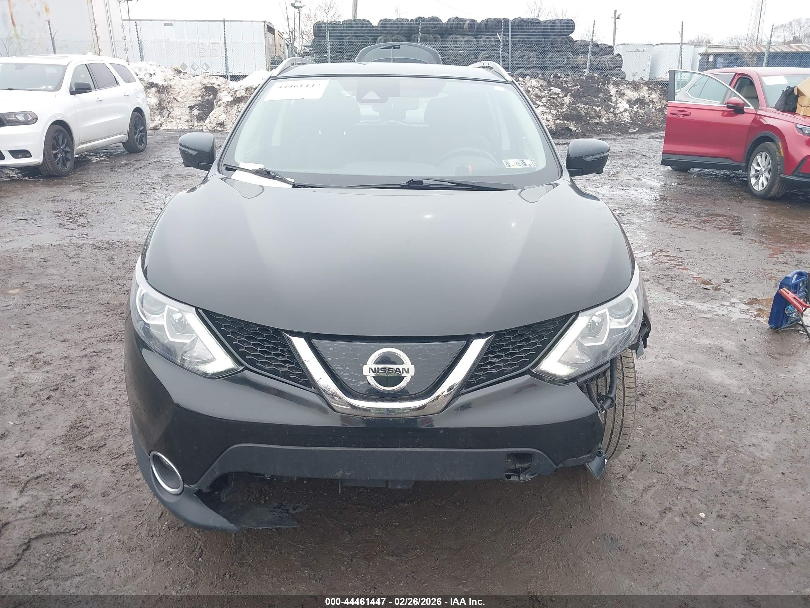 NISSAN ROGUE image 6