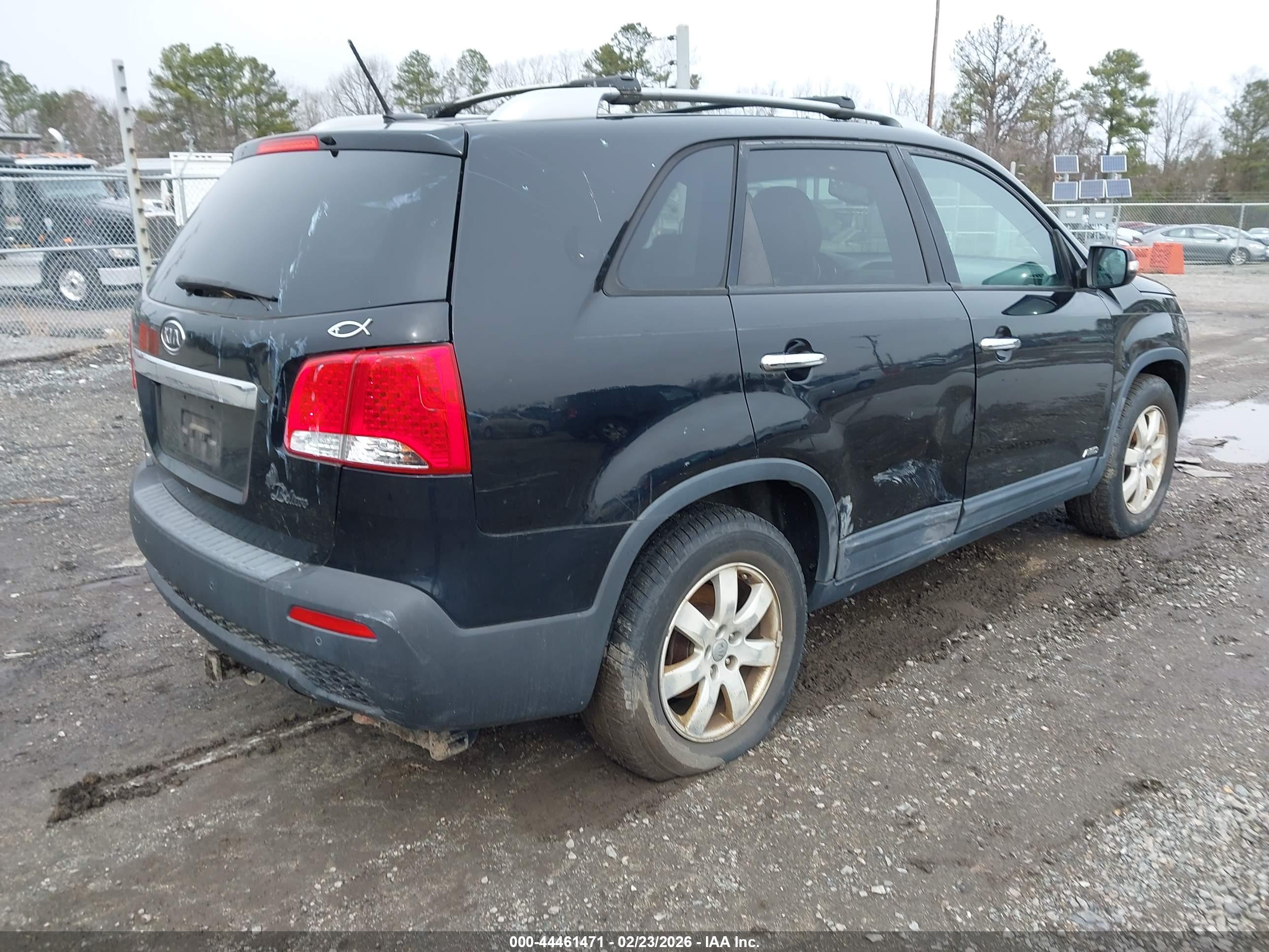 KIA SORENTO image 4