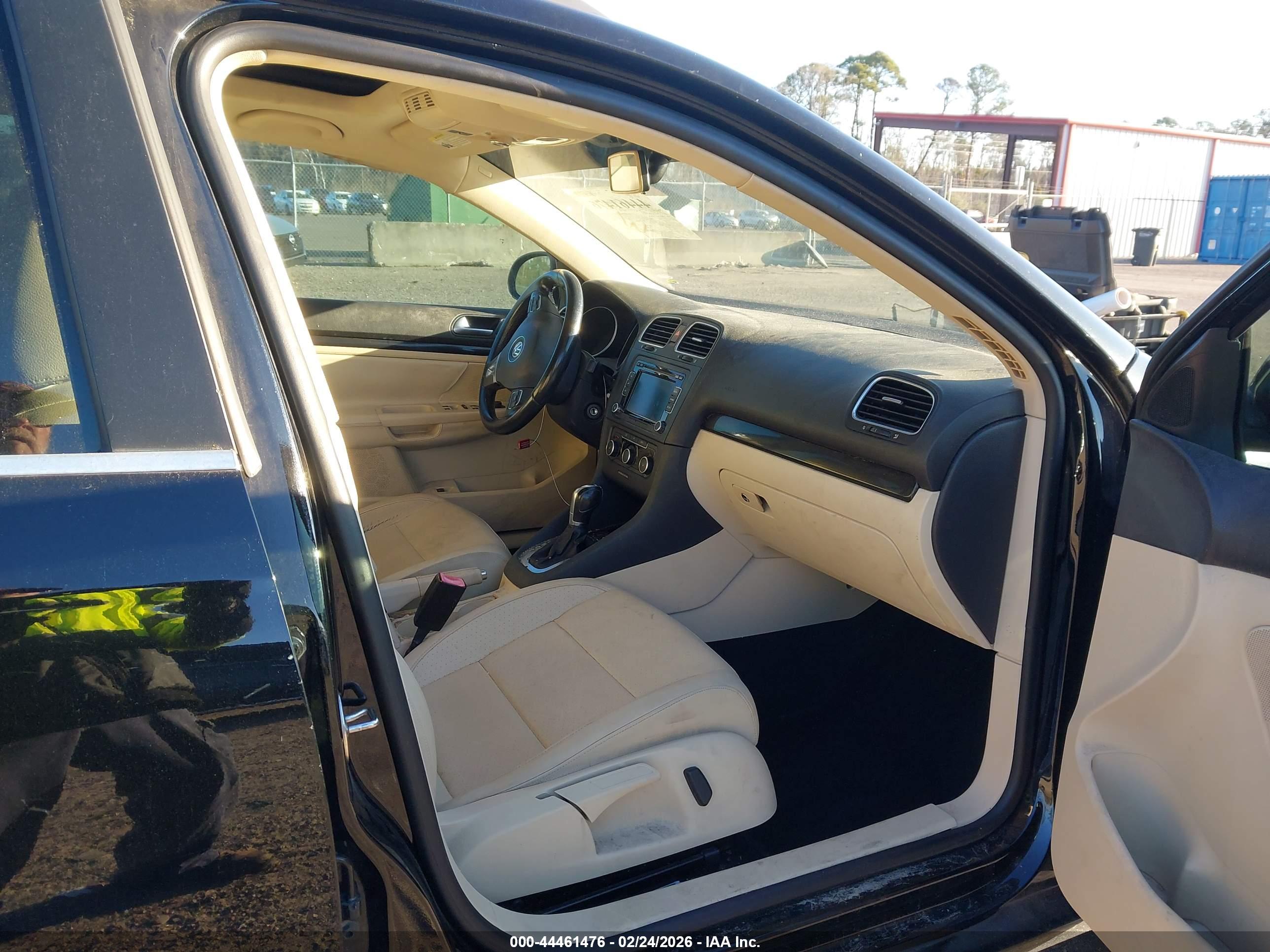 VOLKSWAGEN JETTA image 5