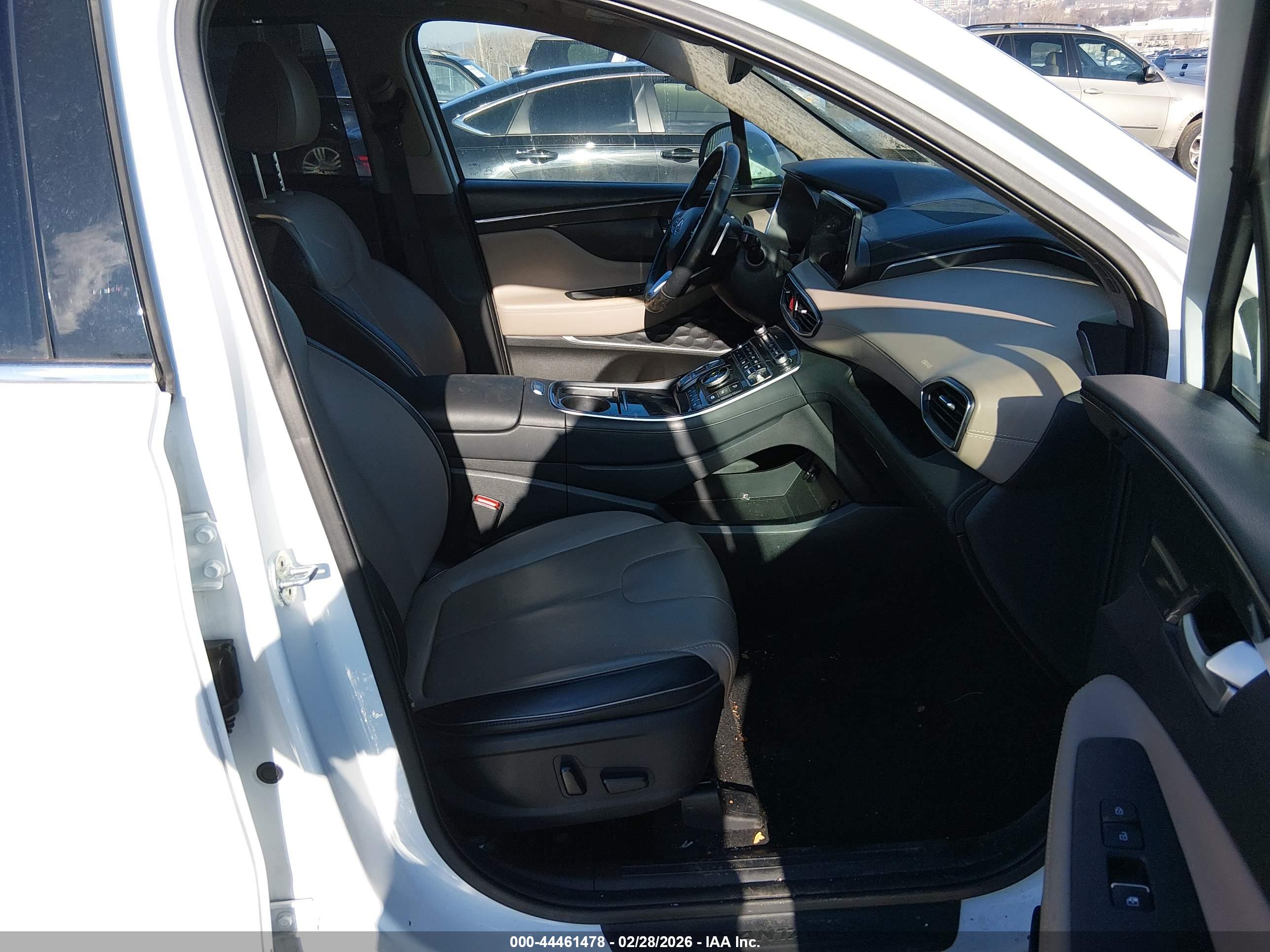 HYUNDAI SANTA image 5