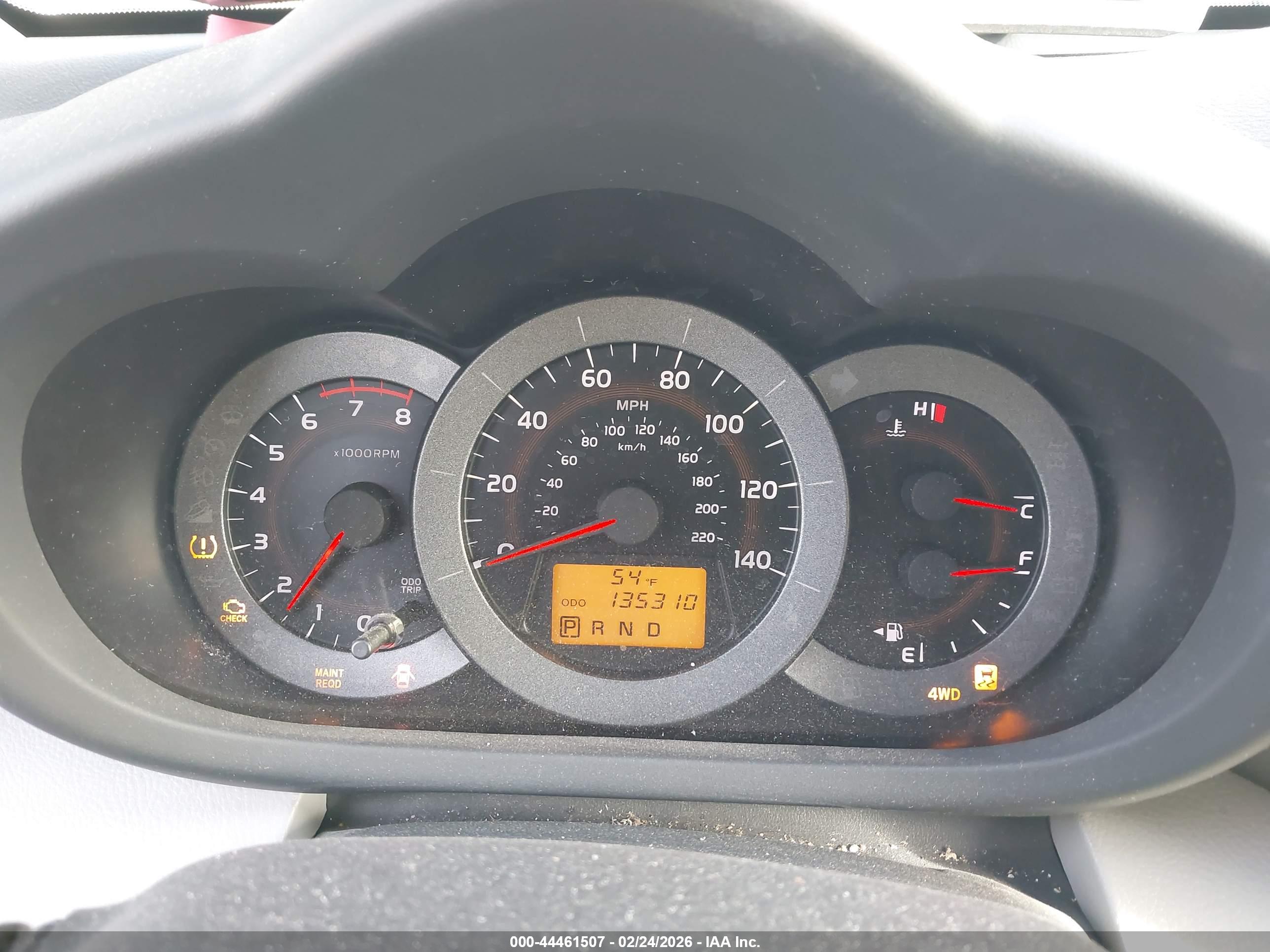 TOYOTA RAV4 image 7