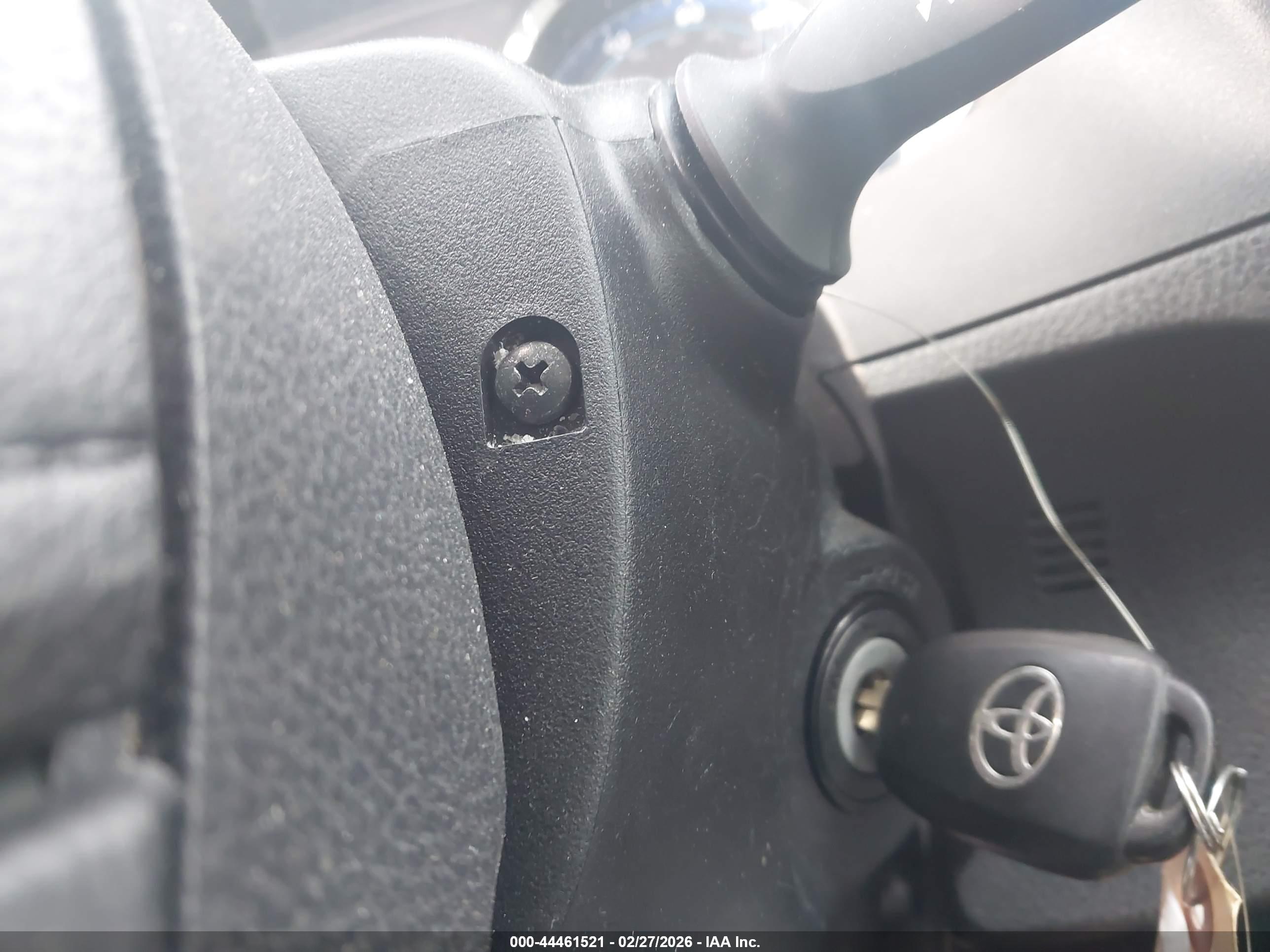 TOYOTA COROLLA image 11